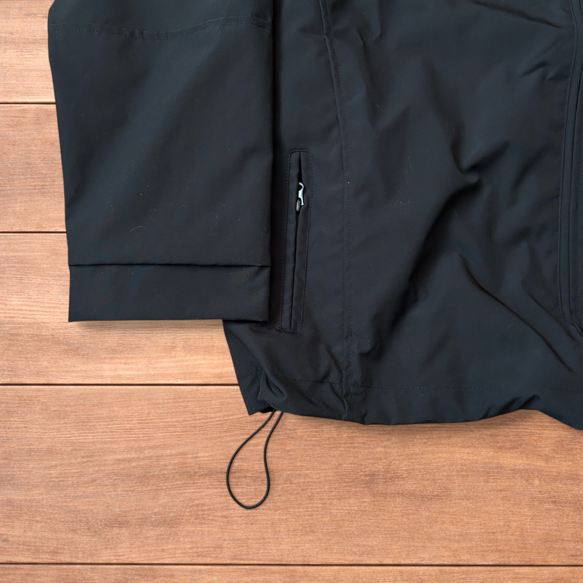 Japanese Brand Incredible outdoor zip up shell jacket coat in black. Size US L / EU 52-54 / 3 - 5 Thumbnail