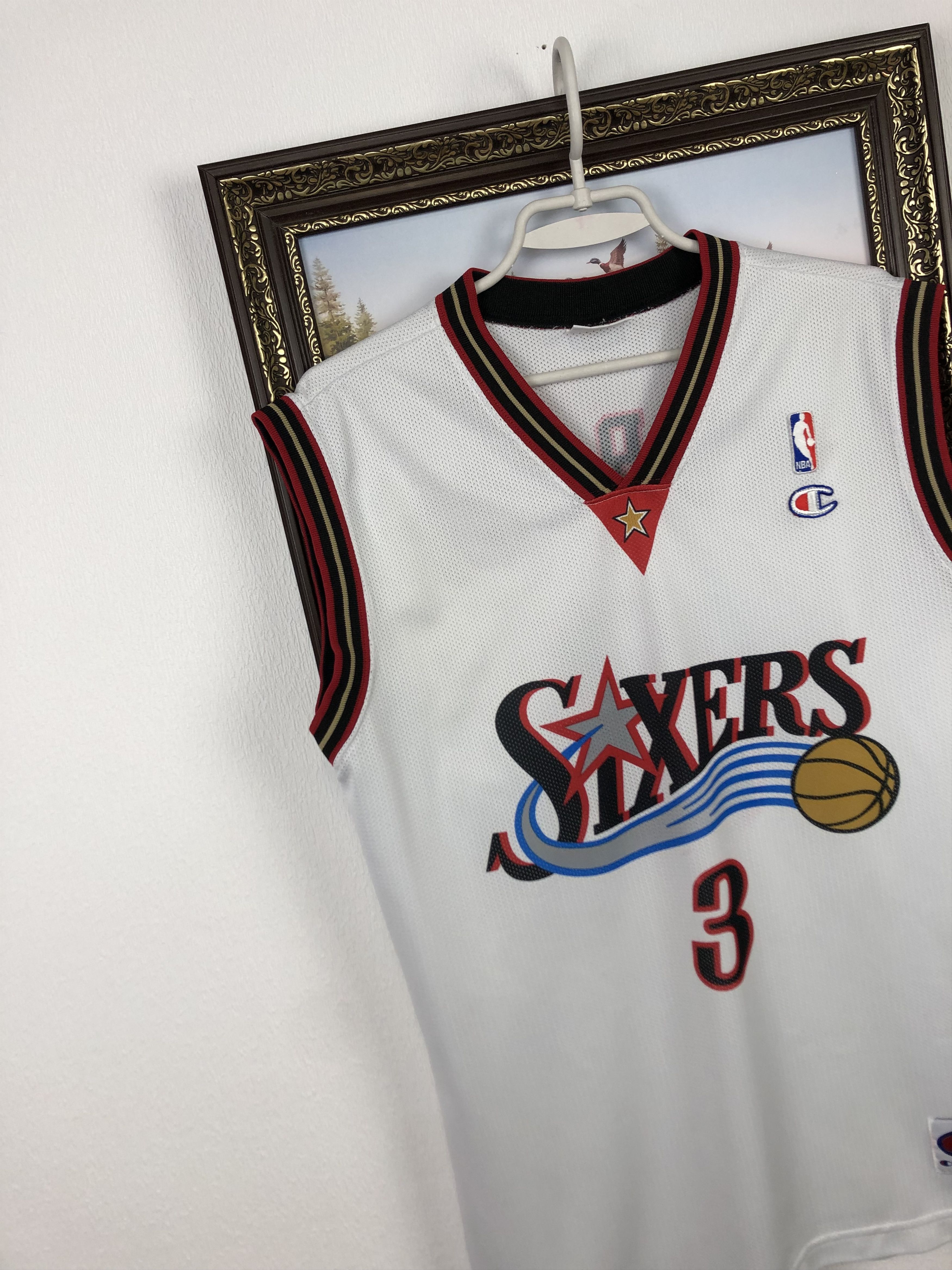 Champion Vintage Iverson Philadelphia Sixers 76ers Jersey Shirt Tee Size US M / EU 48-50 / 2 - 3 Thumbnail