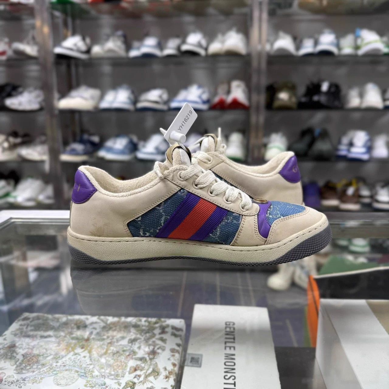 Gucci Gucci 'Dirty' Sneakers Original Box EUR 37 Size US 6 / IT 36 - 4 Thumbnail