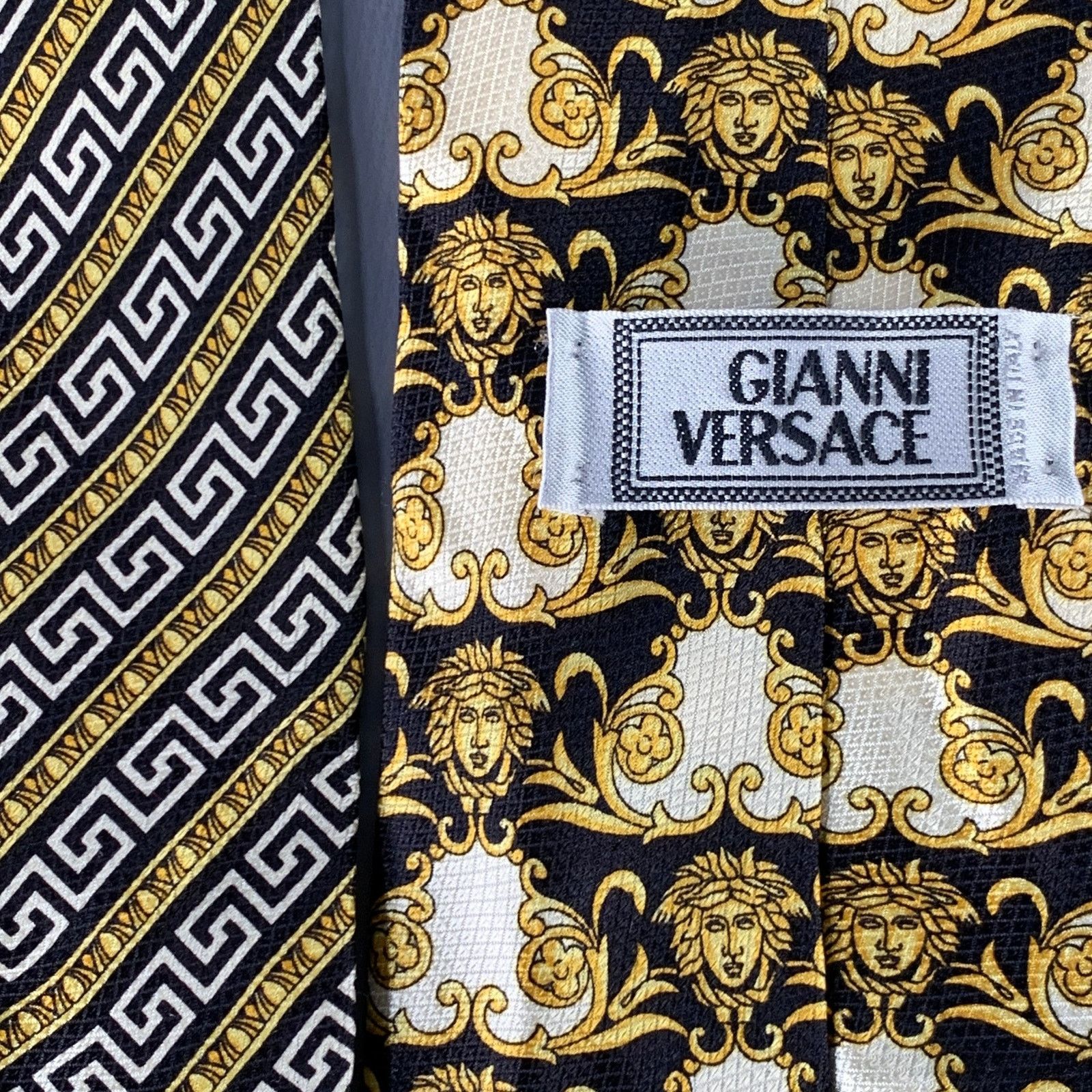 Versace GIANNI VERSACE Black Gold Medusa Heads Silk Tie Size ONE SIZE - 4 Thumbnail