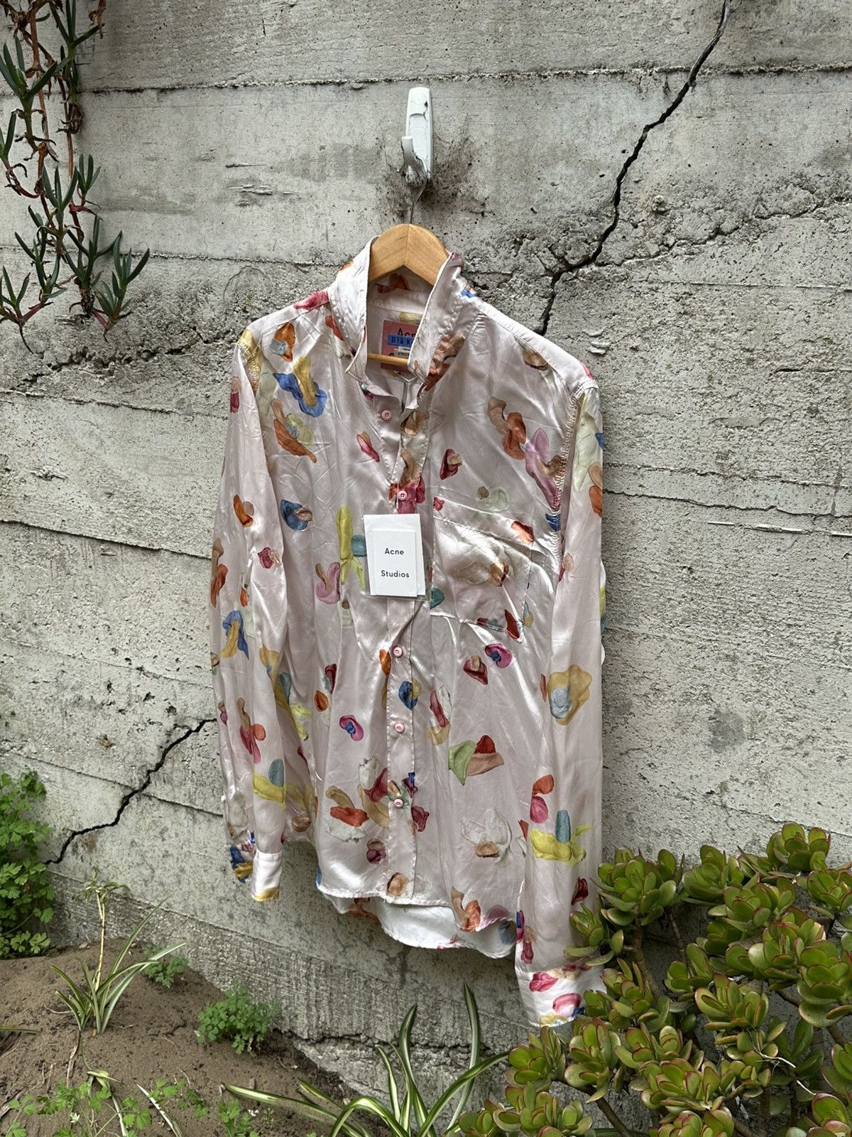 Acne Studios RARE GRAIL Acne Studios exclusive printed button up shirt Size US M / EU 48-50 / 2 - 1 Thumbnail