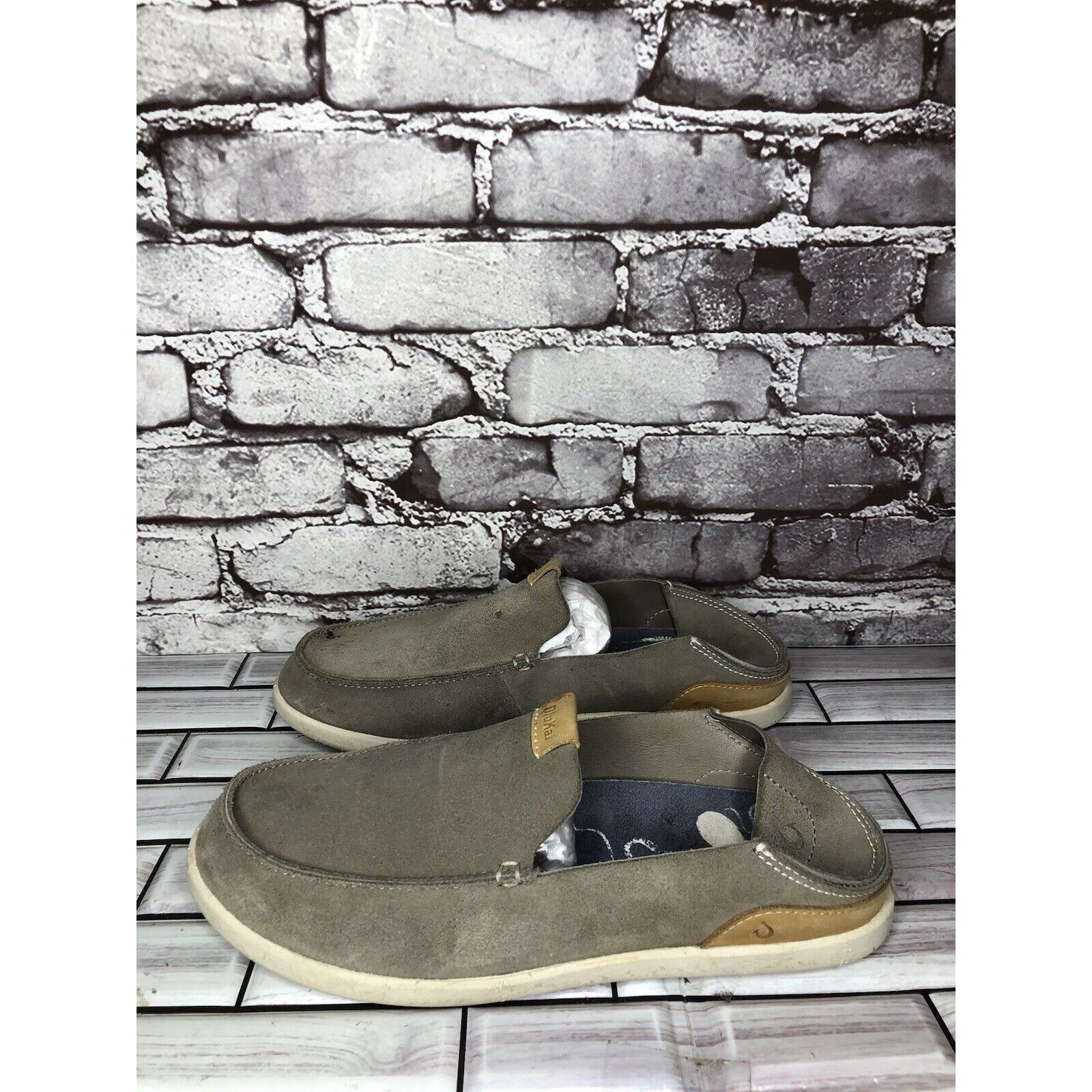Olukai Olukai Mens Nalukai Kala Slip On Loafer Gray Suede Convertib Size US 8 / EU 41 - 18 Thumbnail