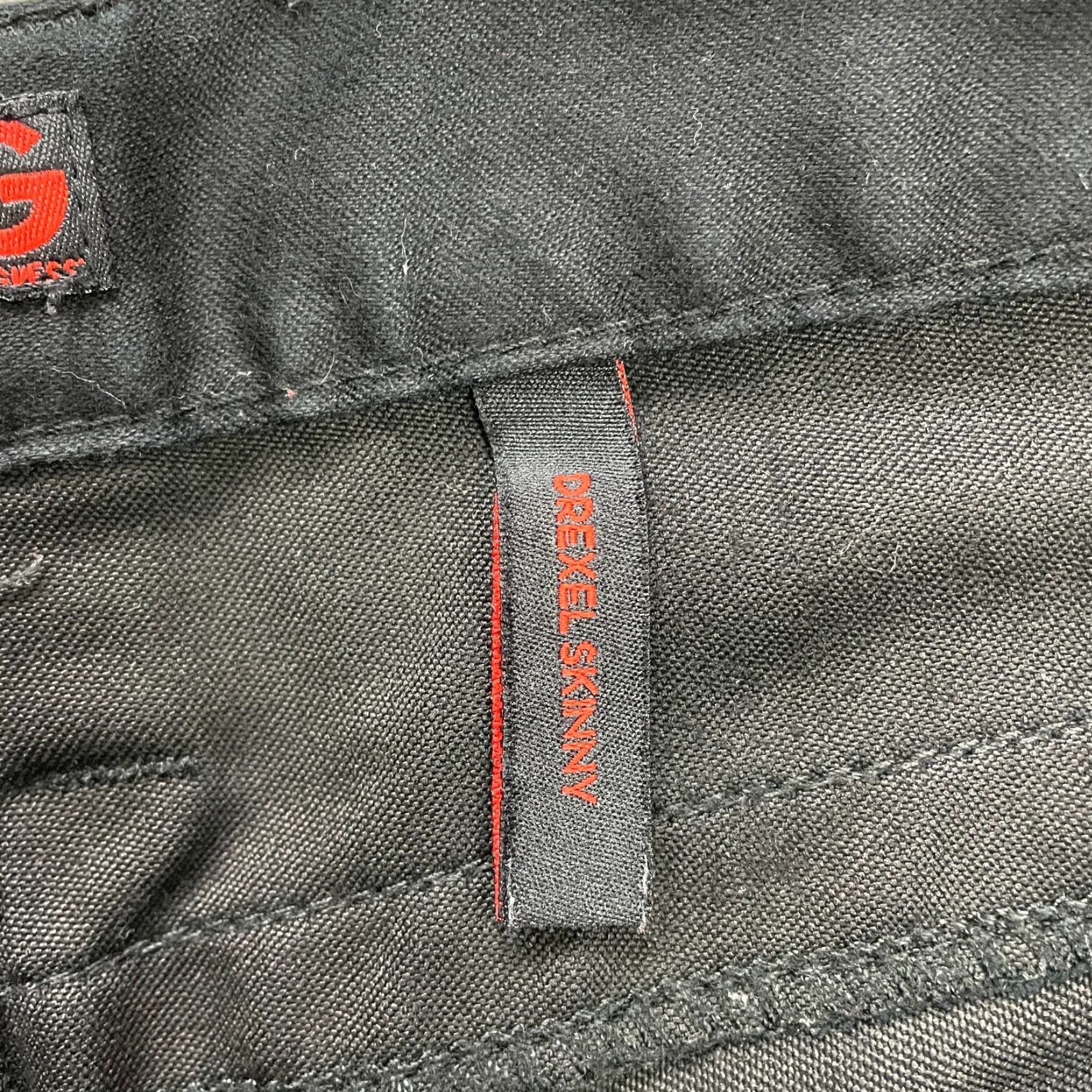 Guess VINTAGE GUESS Drexel Skinny Chino Pants Women 33x26 Black Dark Wash Mid Rise Cotton Blend Slim Womens Black 90s? Size 24" / US 00 / IT 34 - 7 Thumbnail