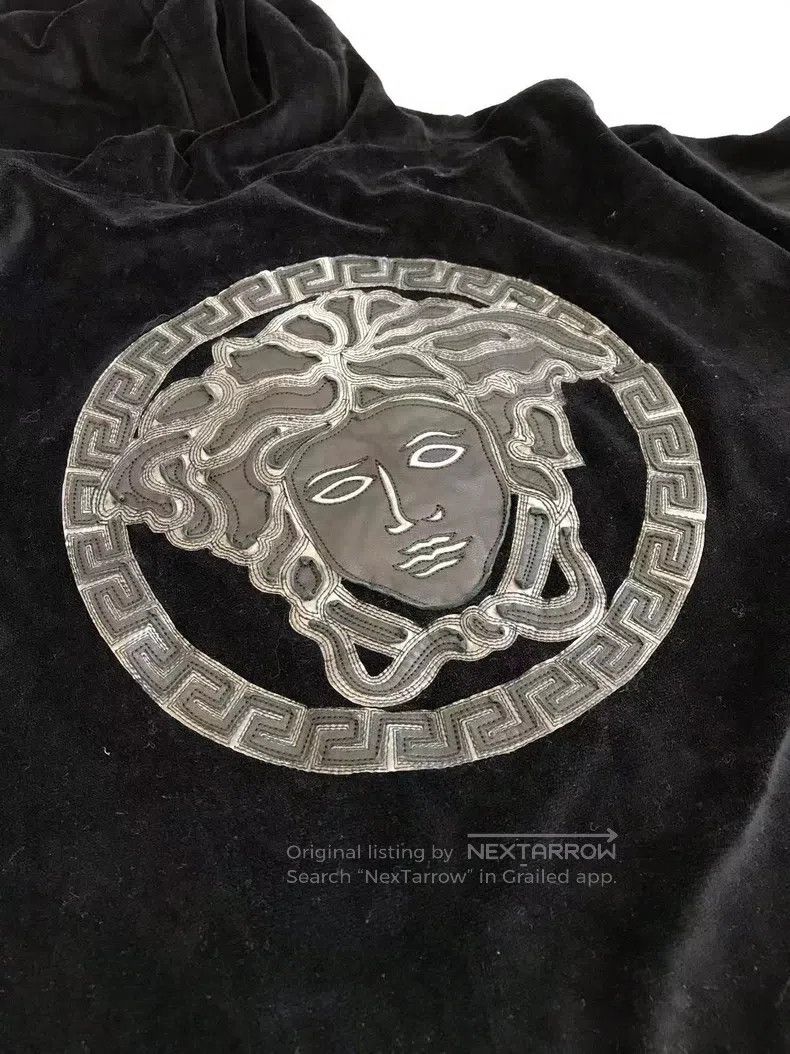 Versace Versace Black velvet Medusa sweatshirt jacket Size US XXL / EU 58 / 5 - 7 Thumbnail