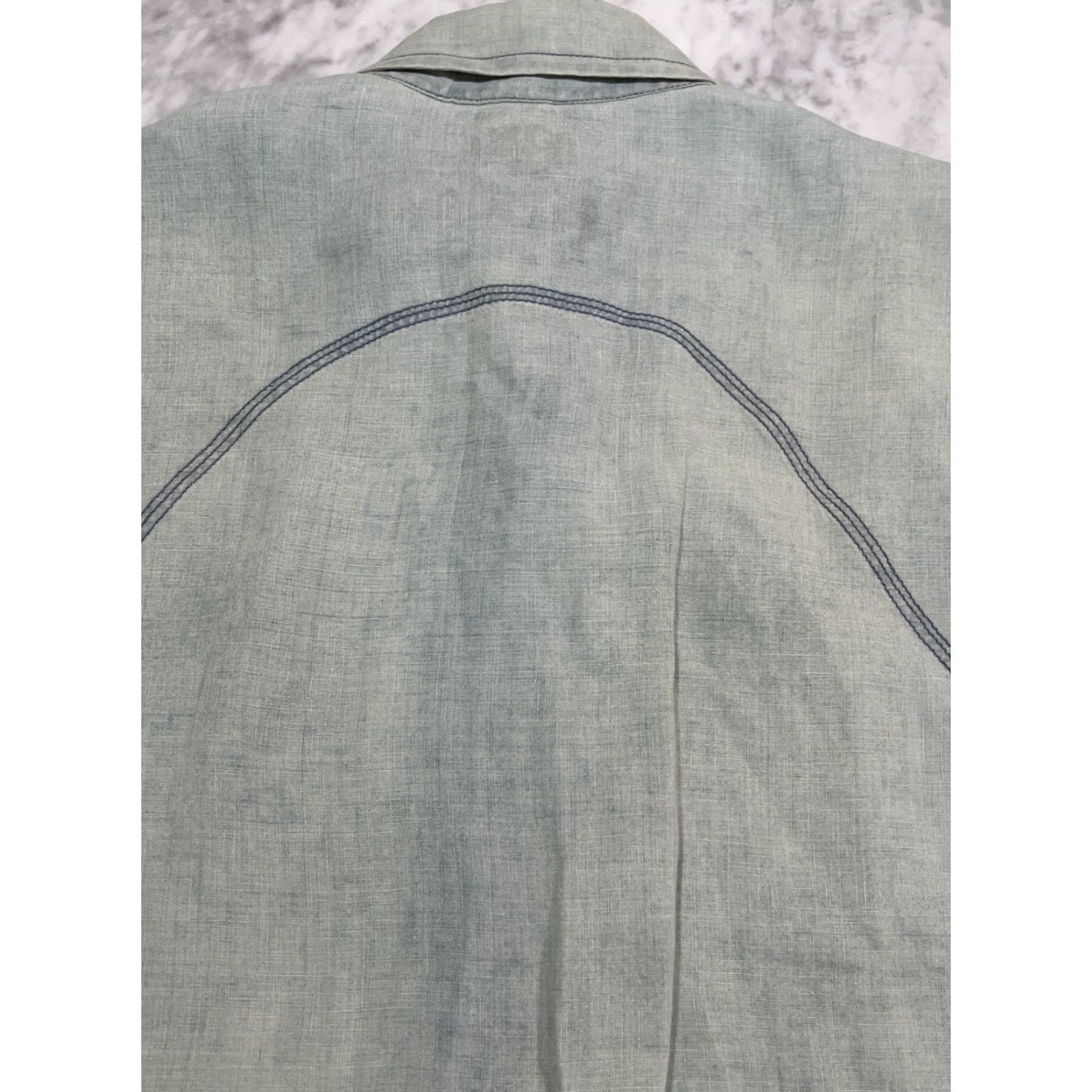 Tommy Bahama VINTAGE Tommy Bahama Linen Shirt Men Large Denim Look Button-Down Long Sleeve Blue 90s? (adjust if 90s not applicable) Mens L shirt Size US L / EU 52-54 / 3 - 6 Thumbnail