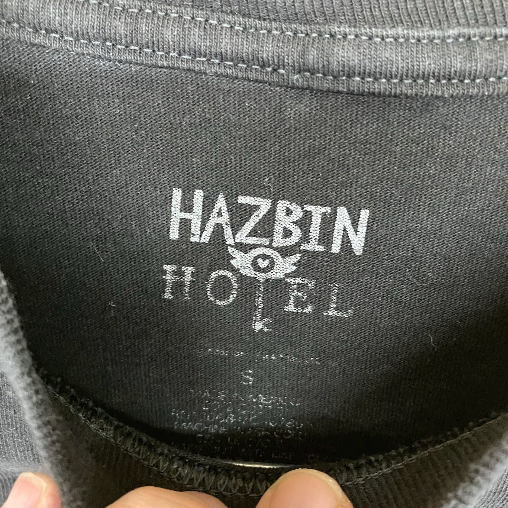 Hot Topic Hot Topic Hazbin Hotel T Shirt Women S Heavy Knit Cotton Black Crew Neck Short Sleeve Angel Graphic Logo All Seasons Limited Edition Size S / US 4 / IT 40 - 4 Thumbnail