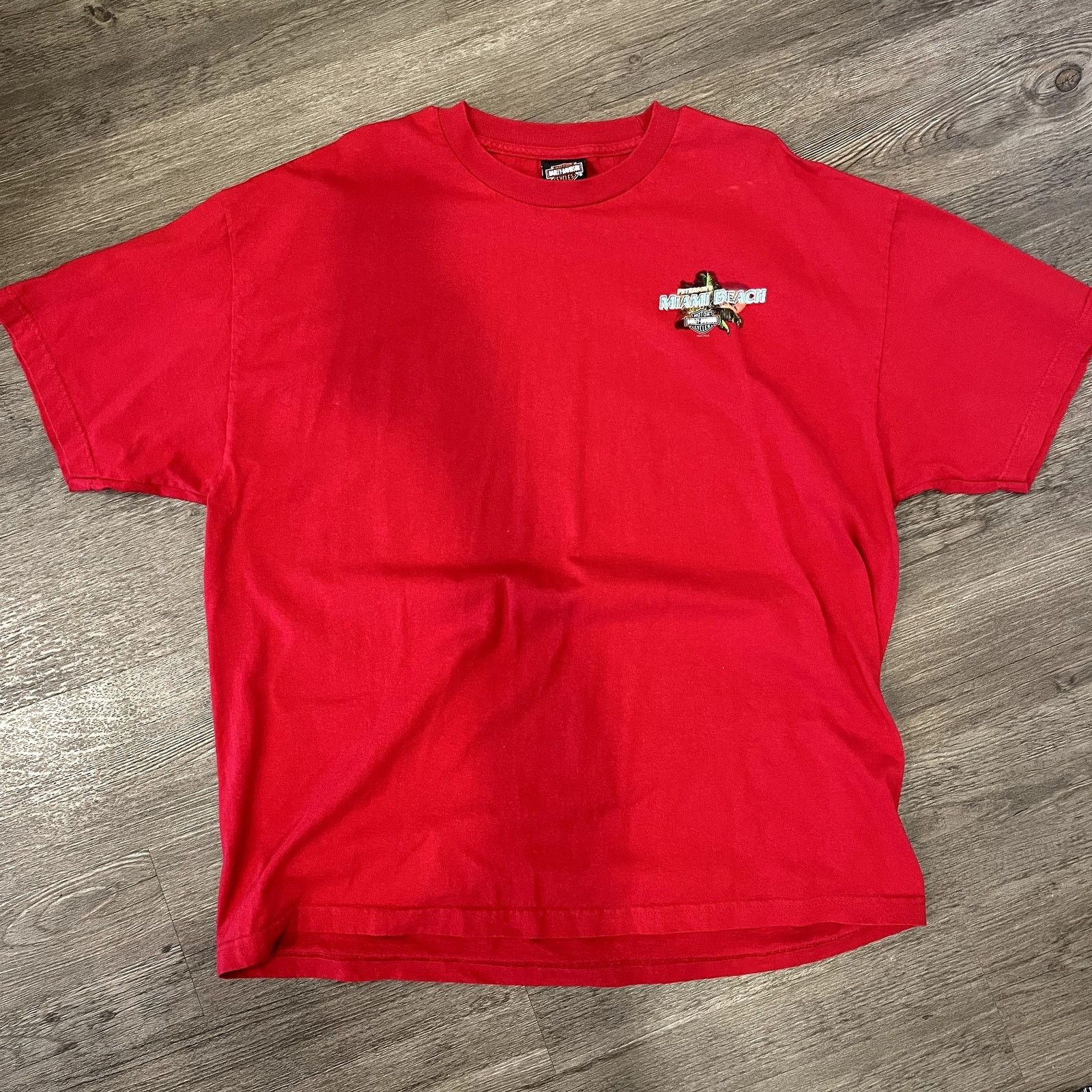Harley Davidson Harley Davidson Miami Beach Red Graphic Biker Tee 2XL Size US XXL / EU 58 / 5 - 2 Thumbnail