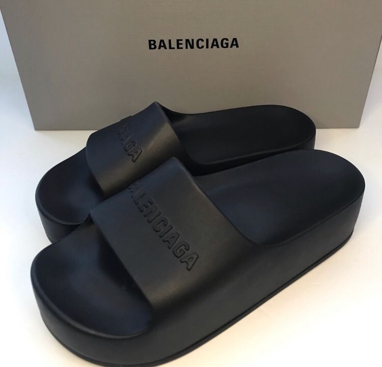 Balenciaga New Balenciaga WOMEN'S CHUNKY SLIDE SANDAL IN BLACK rubber S Size US 10.5 / IT 40.5 - 1 Thumbnail