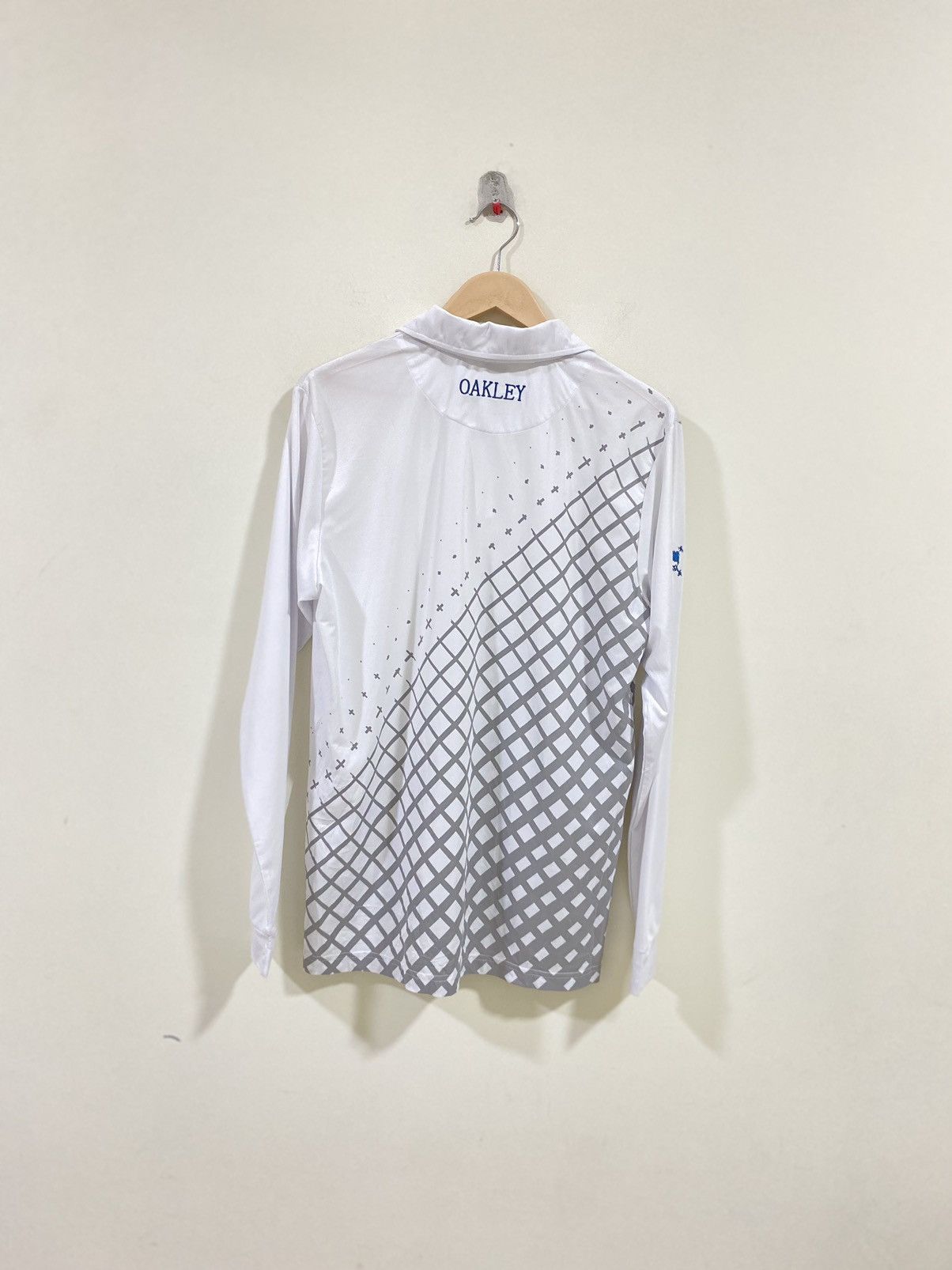 Japanese Brand × Oakley White and grey Oakley long sleeve golf polo shirt Size US XL / EU 56 / 4 - 5 Thumbnail