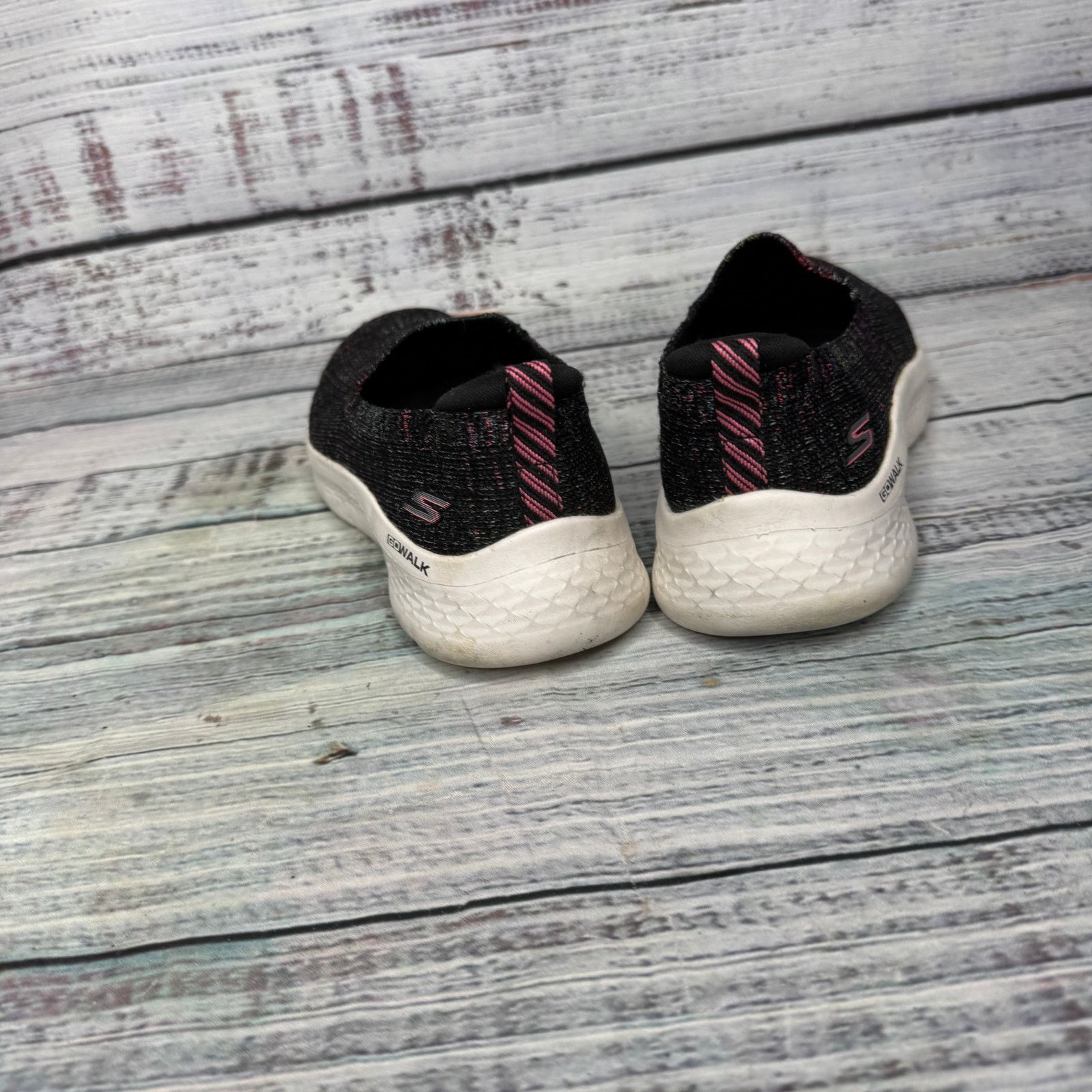 SKECHERS Skechers GOwalk Slip-On Shoes Black Multicolor Knit 6.5 Size US 6.5 / IT 36.5 - 4 Thumbnail