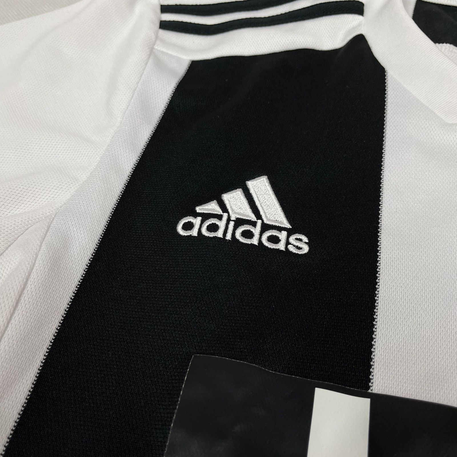 Adidas Adidas Men's Juventus F.C. Cristiano Ronaldo# 7 Jersey XS Size US XS / EU 42 / 0 - 5 Thumbnail