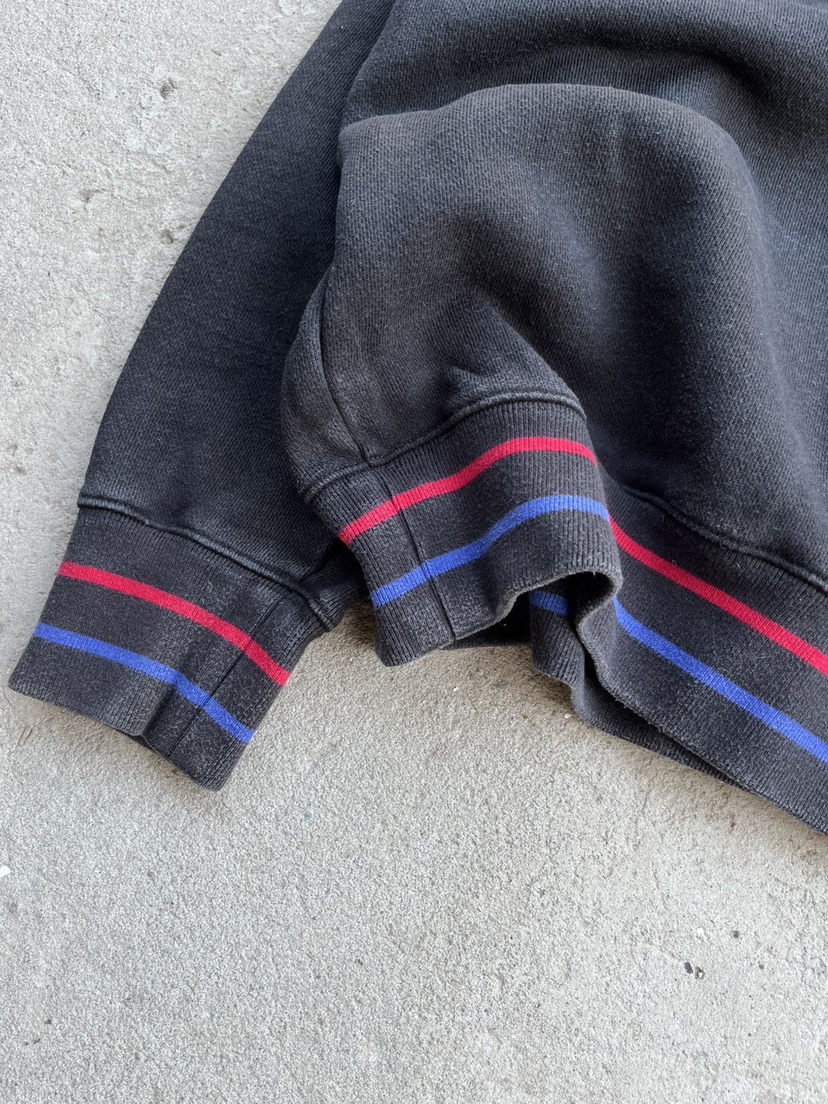 Palace Palace Skateboards Washed Faded Big Logo Sweatshirt Y2K Size US L / EU 52-54 / 3 - 18 Thumbnail