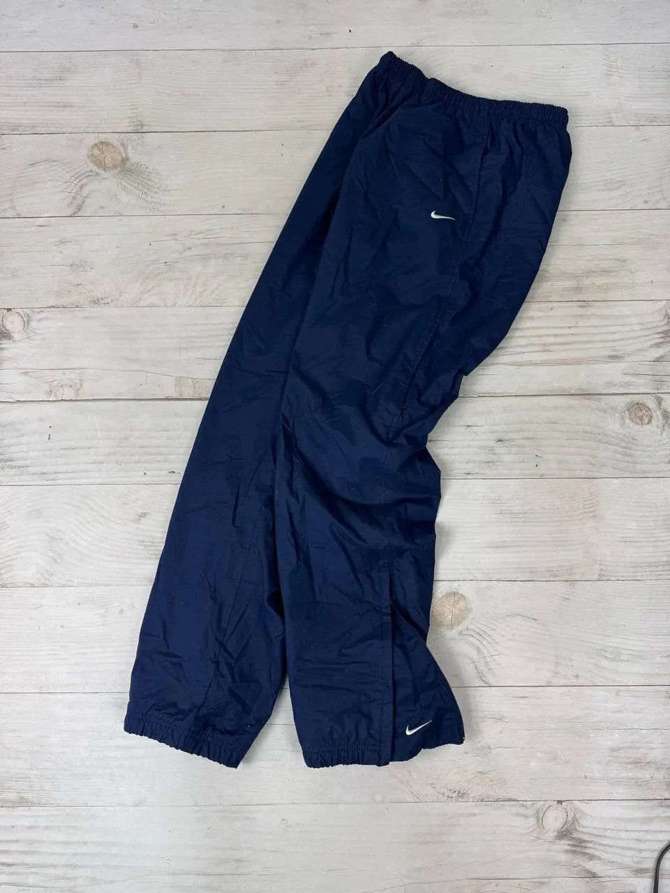 Nike Vintage Nike Track Pants 00s Swoosh Nylon Drill Y2K Size US 30 / EU 46 - 1 Thumbnail