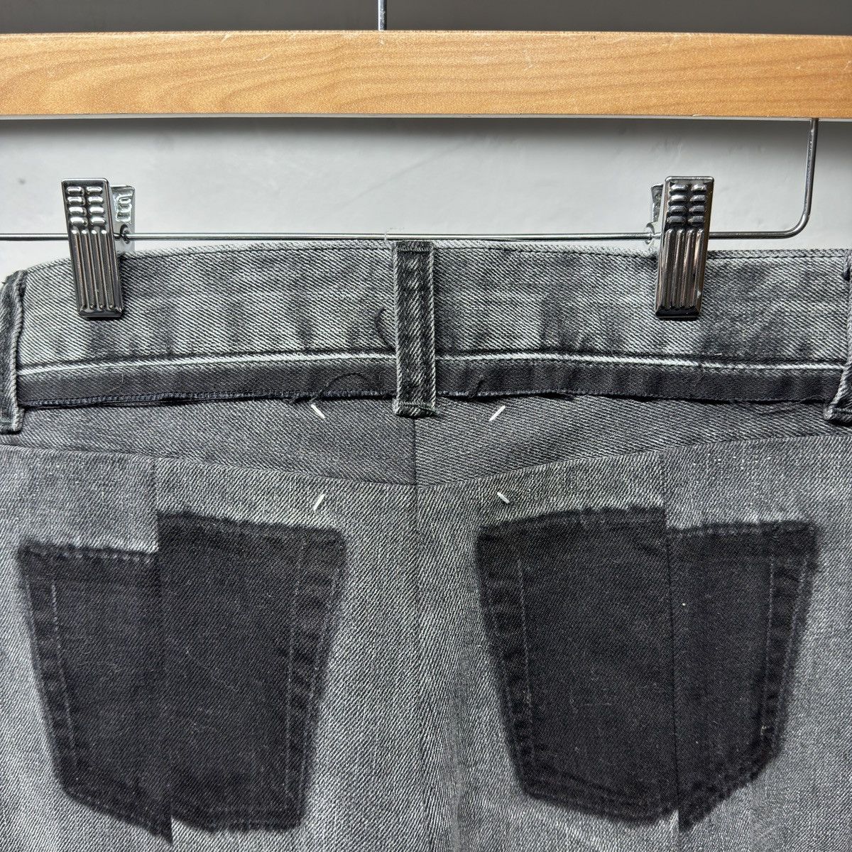 Maison Margiela Maison Margiela Reconstructed Denim Jeans Size 26" / US 2 / IT 38 - 10 Thumbnail