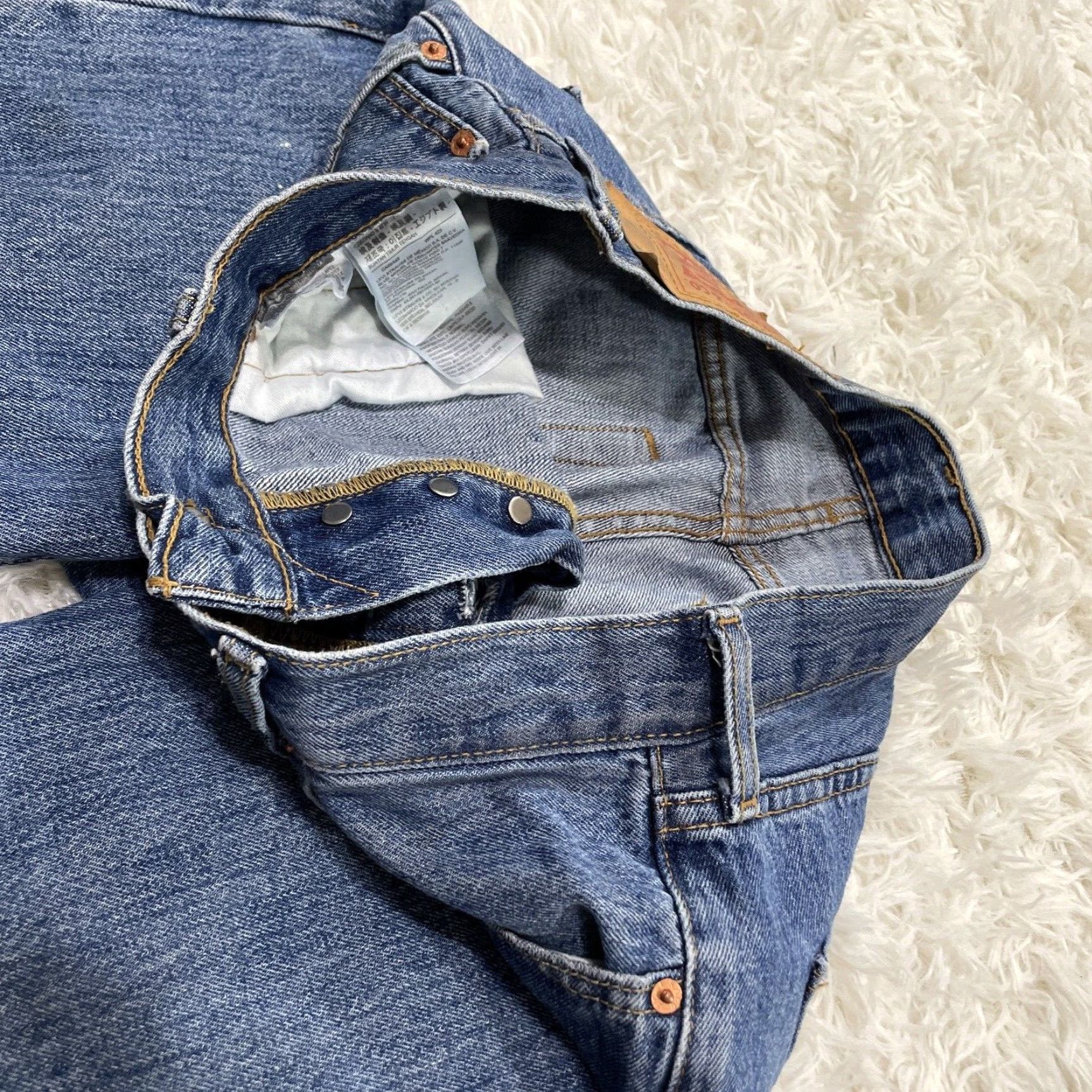 Levi's VINTAGE Levi's 501xx Jeans Mens 31x32 Blue Straight Button Fly 2000's Levis 501 xx Denim Size US 31 - 4 Thumbnail