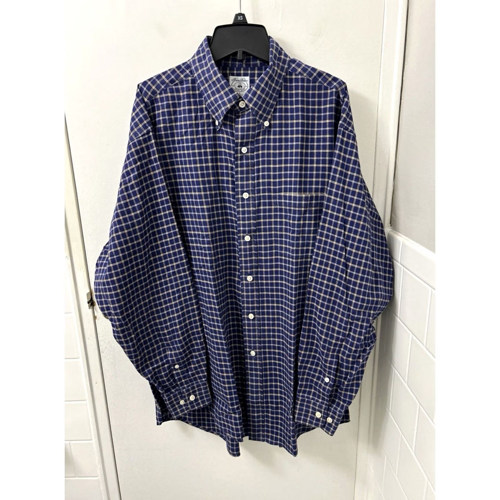 Brooks Brothers Brooks Brothers Sport Shirt Mens Large Blue Tan Plaid Button-Down Long Sleeve Shirt Size US L / EU 52-54 / 3 - 2 Thumbnail
