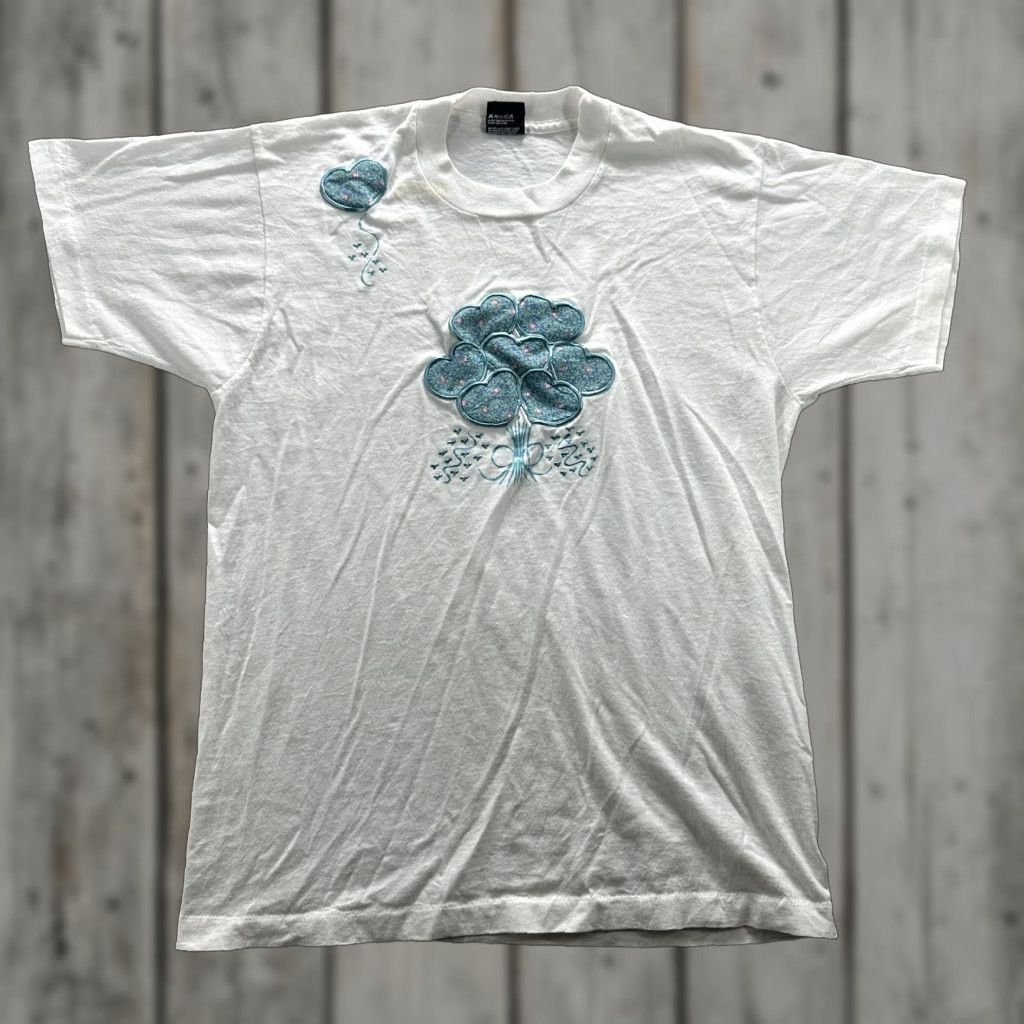 Vintage VINTAGE Screen Stars Best Shirt Mens L White Heart Bouquet Graphic 90s T-Shirt Size US L / EU 52-54 / 3 - 1 Thumbnail