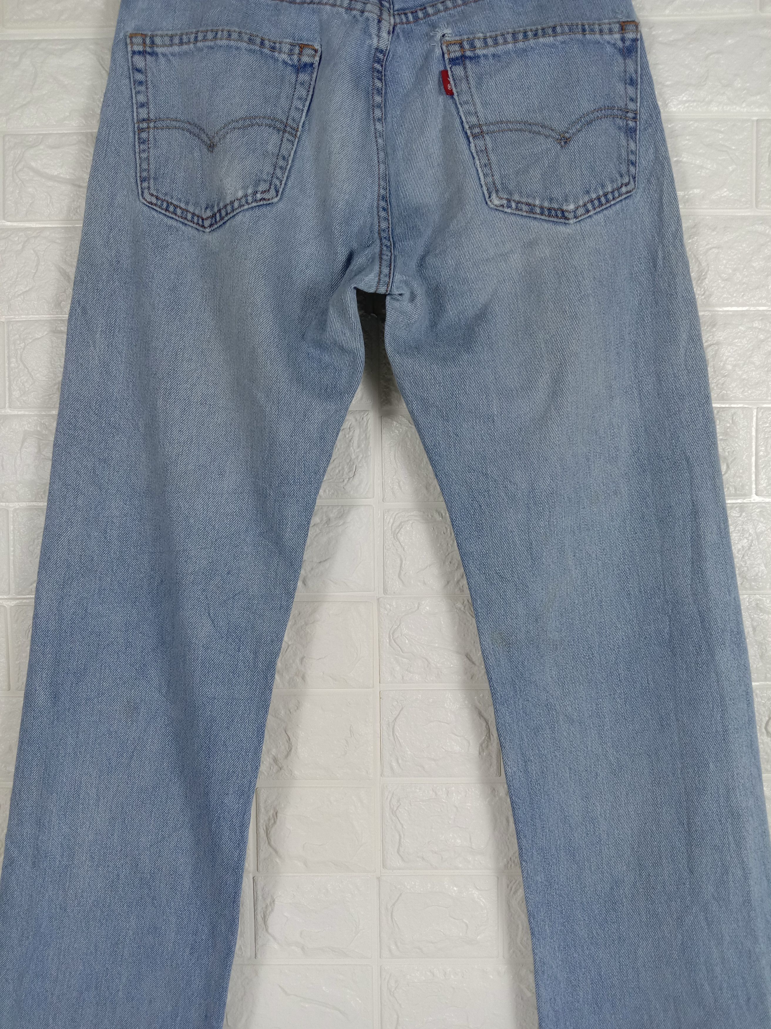 Levi's Vintage Levi's 505 Jeans Light Wash Straight Fit Denim Size US 29 - 7 Thumbnail
