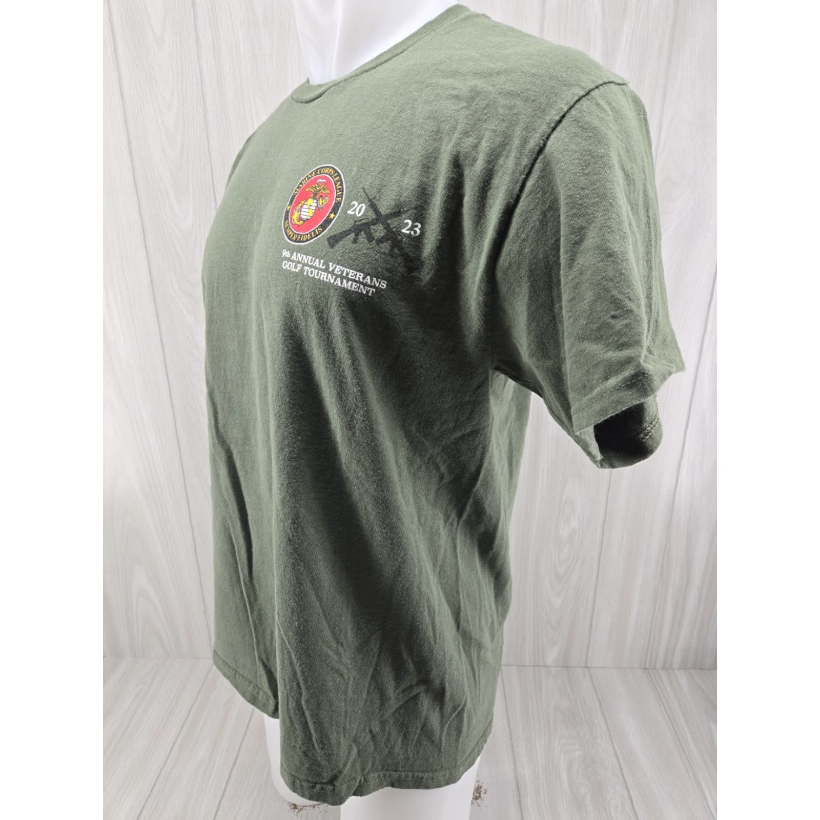Gildan VINTAGE? No — 9th Veteran Golf Tournament Shirt Men Large Green 2023 Marine Corps League Shirt Polo Mens Golf 2023 Green L Size US L / EU 52-54 / 3 - 4 Thumbnail