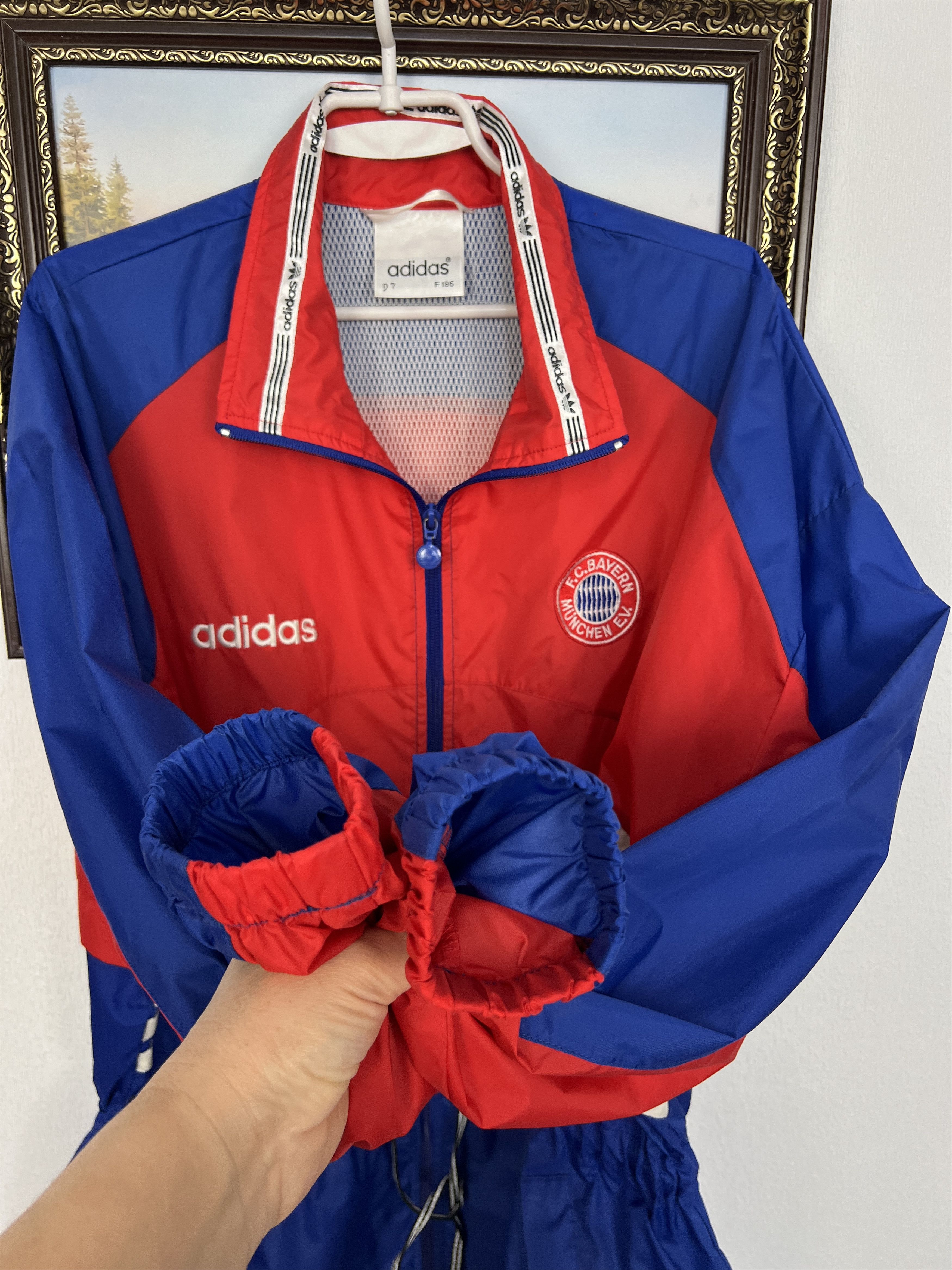 Adidas Vintage Bayern Munich Football Jacket Windbreaker Track Top Size US L / EU 52-54 / 3 - 6 Thumbnail