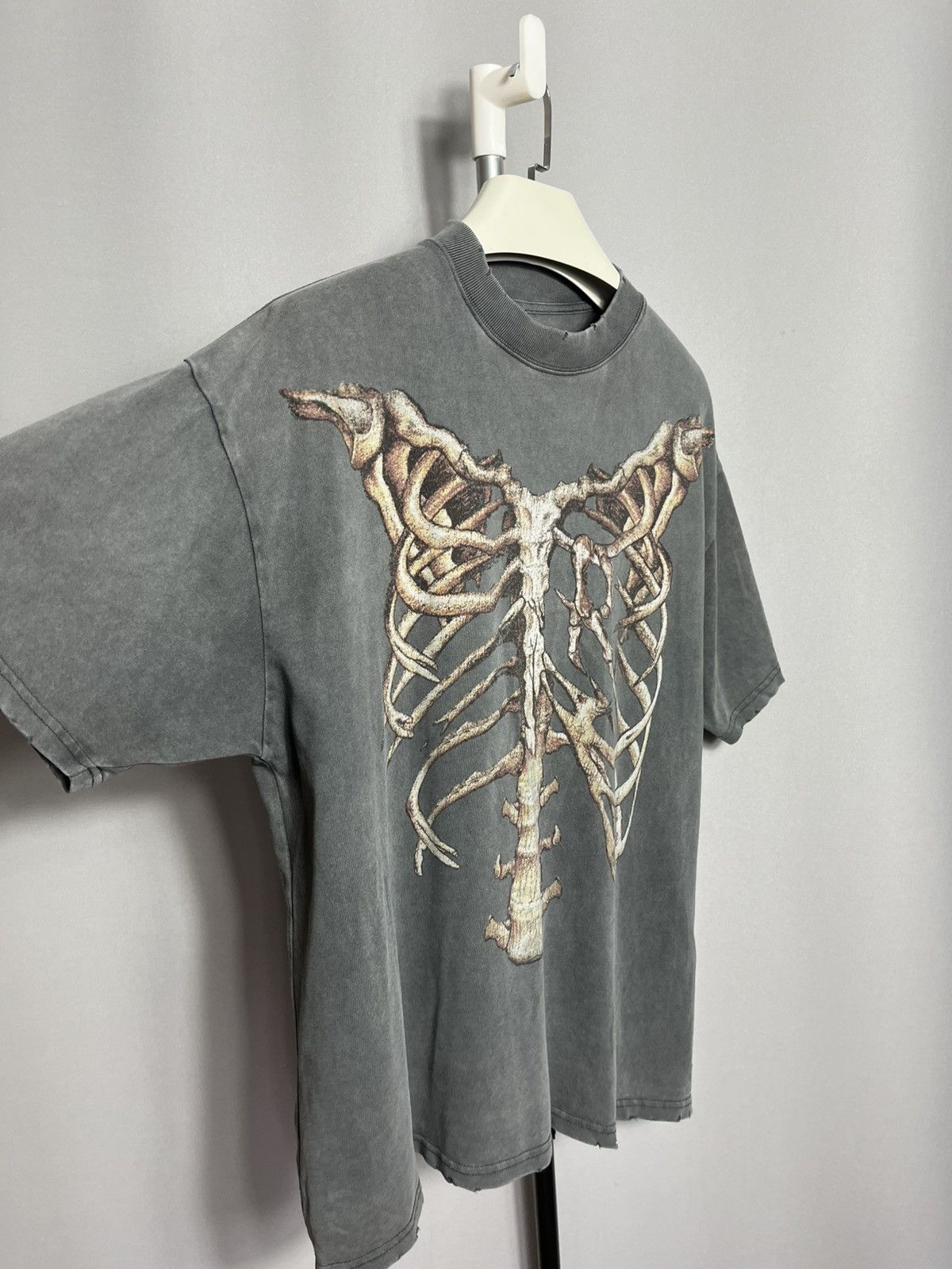 Represent Clo. Represent Bones Vintage Grey Tee Skeleton Graphic Mens Size US M / EU 48-50 / 2 - 3 Thumbnail