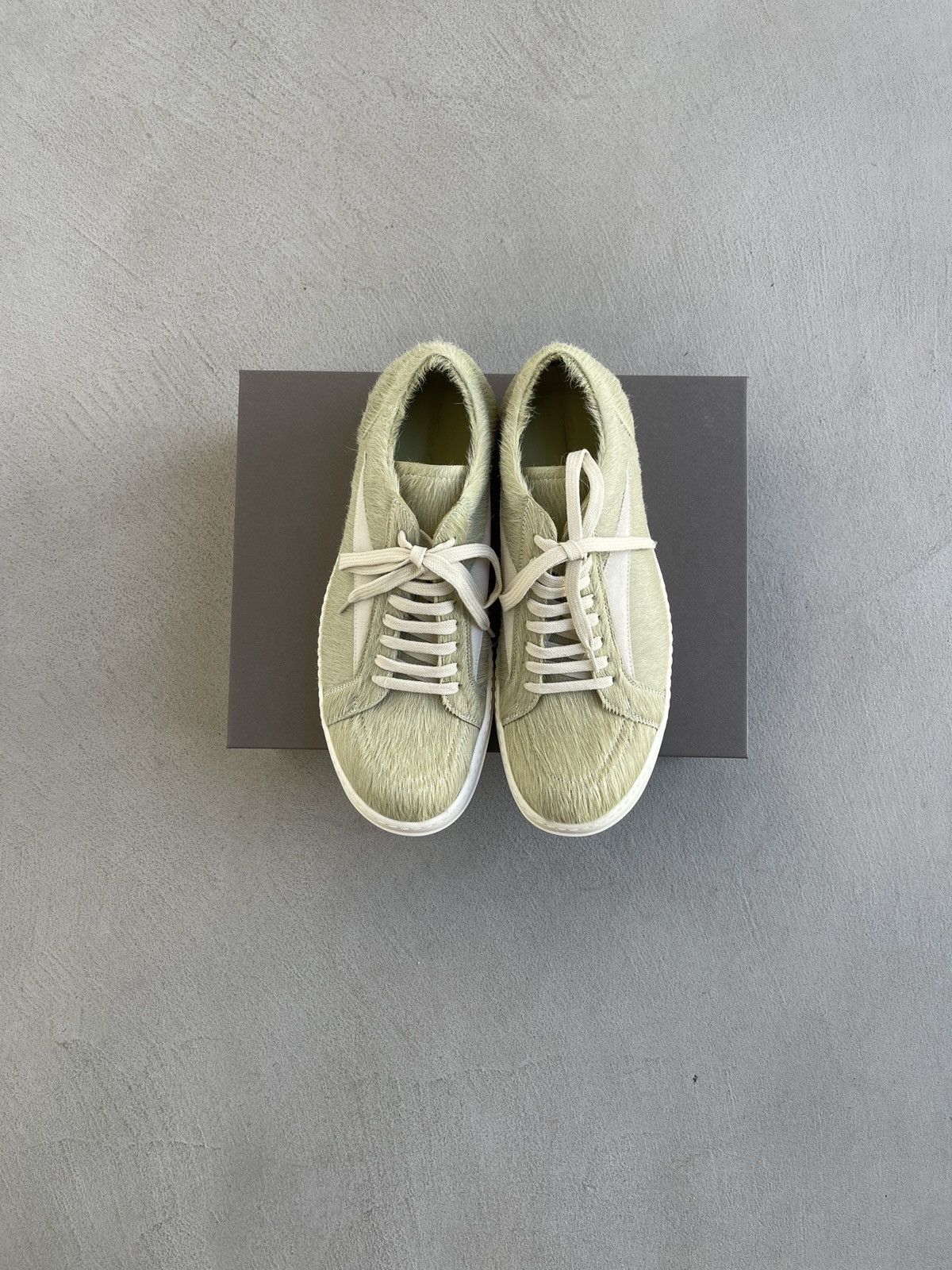 Rick Owens STEAL! FW23 Rick Owens Mainline Vintage Sneakers Pony Hair Size US 11 / EU 44 - 3 Thumbnail