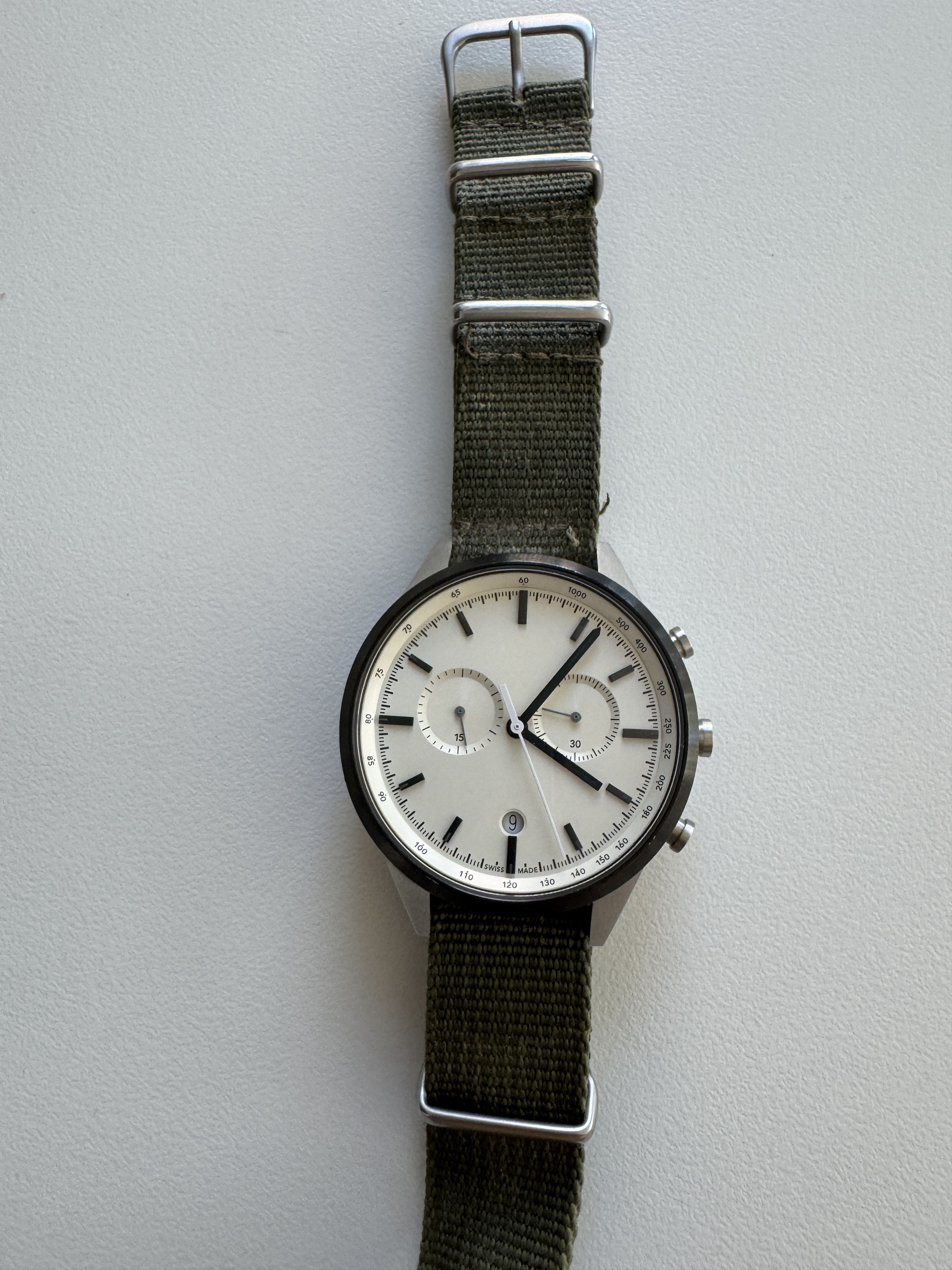 Uniform Wares C41 Chronograph watch in PVD gray Size 40 - 7 Thumbnail
