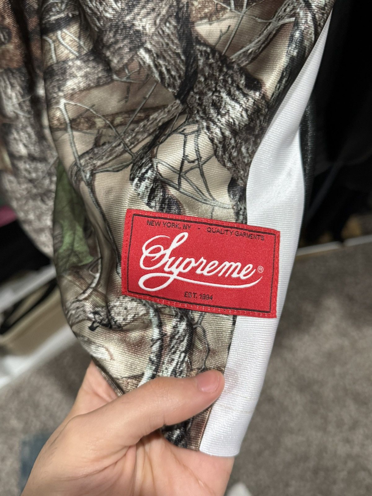 Supreme Supreme breast cancer awareness jersey Size US L / EU 52-54 / 3 - 5 Thumbnail