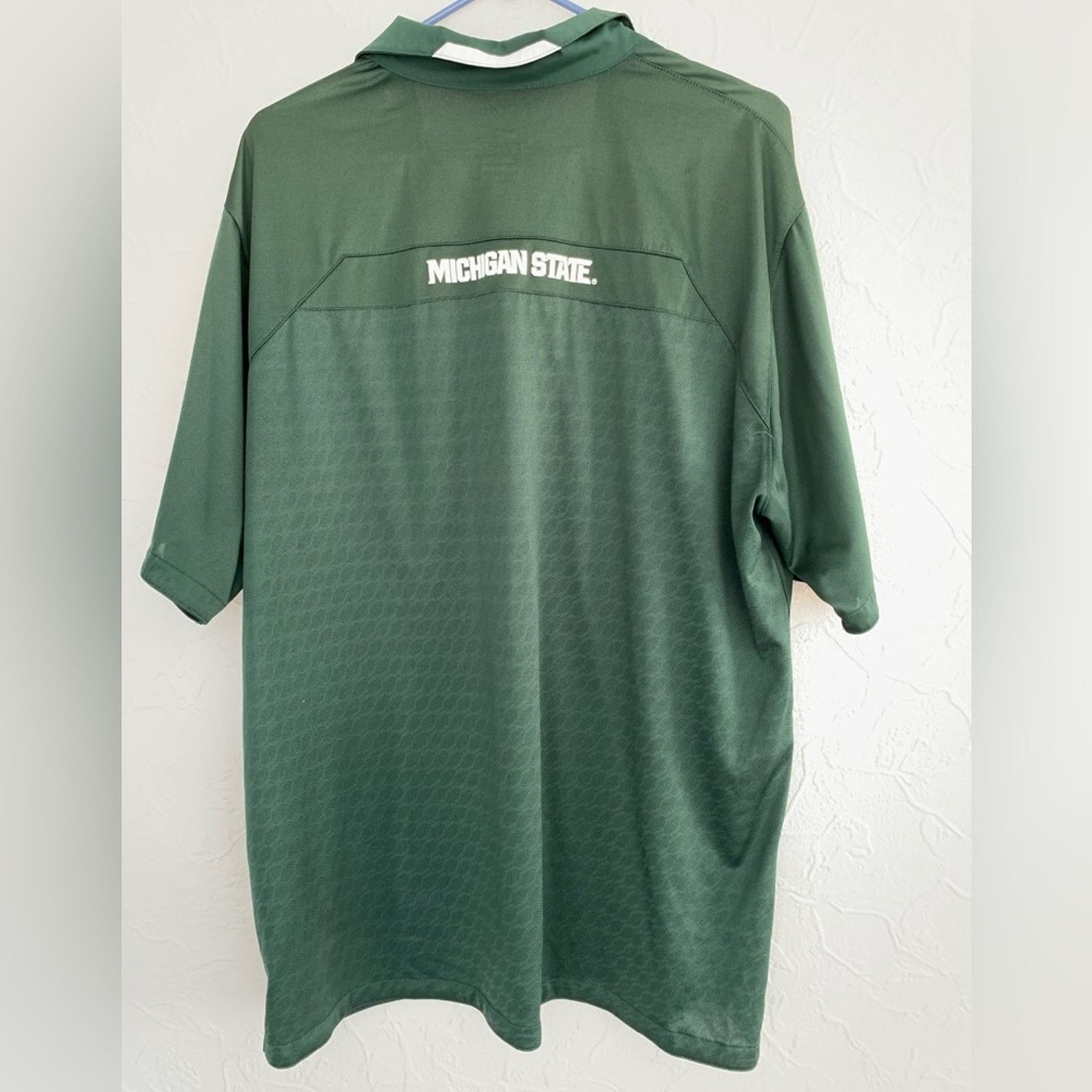 Nike MICHIGAN STATE SPARTANS BASKETBALL FOOTBALL & NIKE POLO LOT Size US XL / EU 56 / 4 - 8 Thumbnail