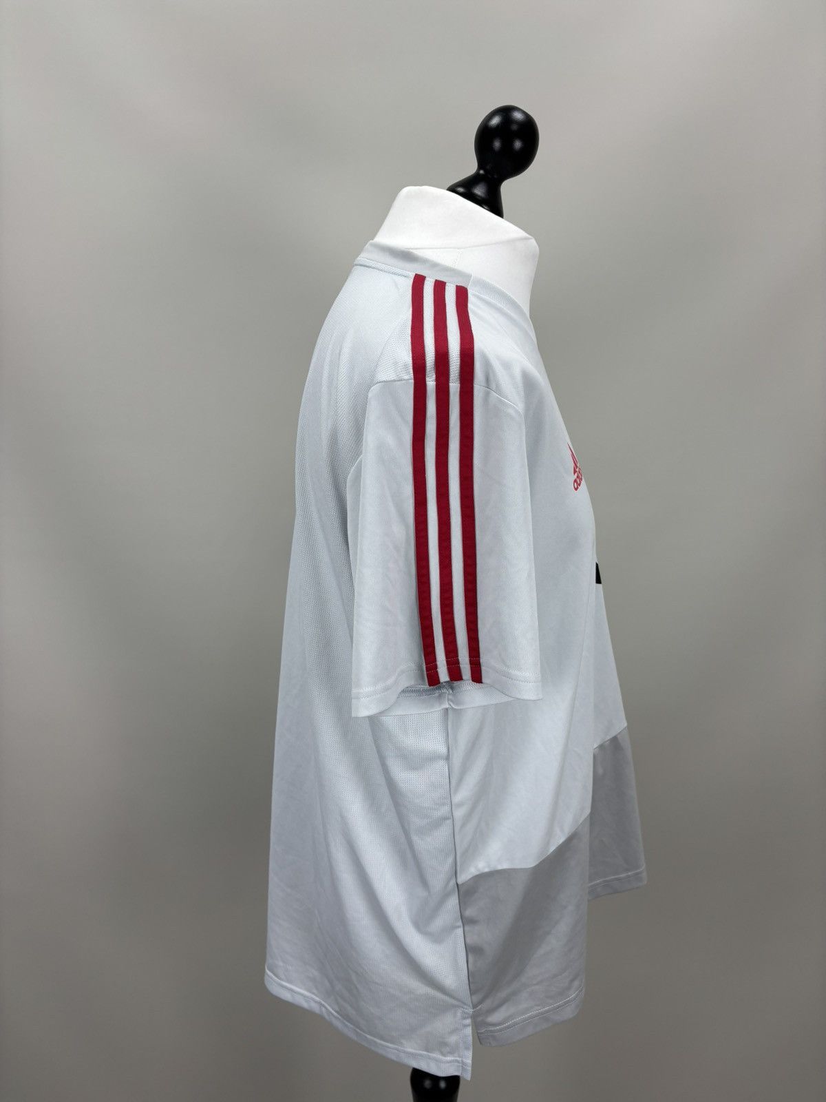 Adidas Mens t shirt jersey Adidas Manchester United Size XL Size US XL / EU 56 / 4 - 5 Thumbnail