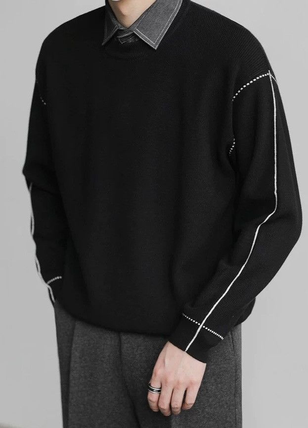 Cleanfit retro cross contrast thread layered collar sweater