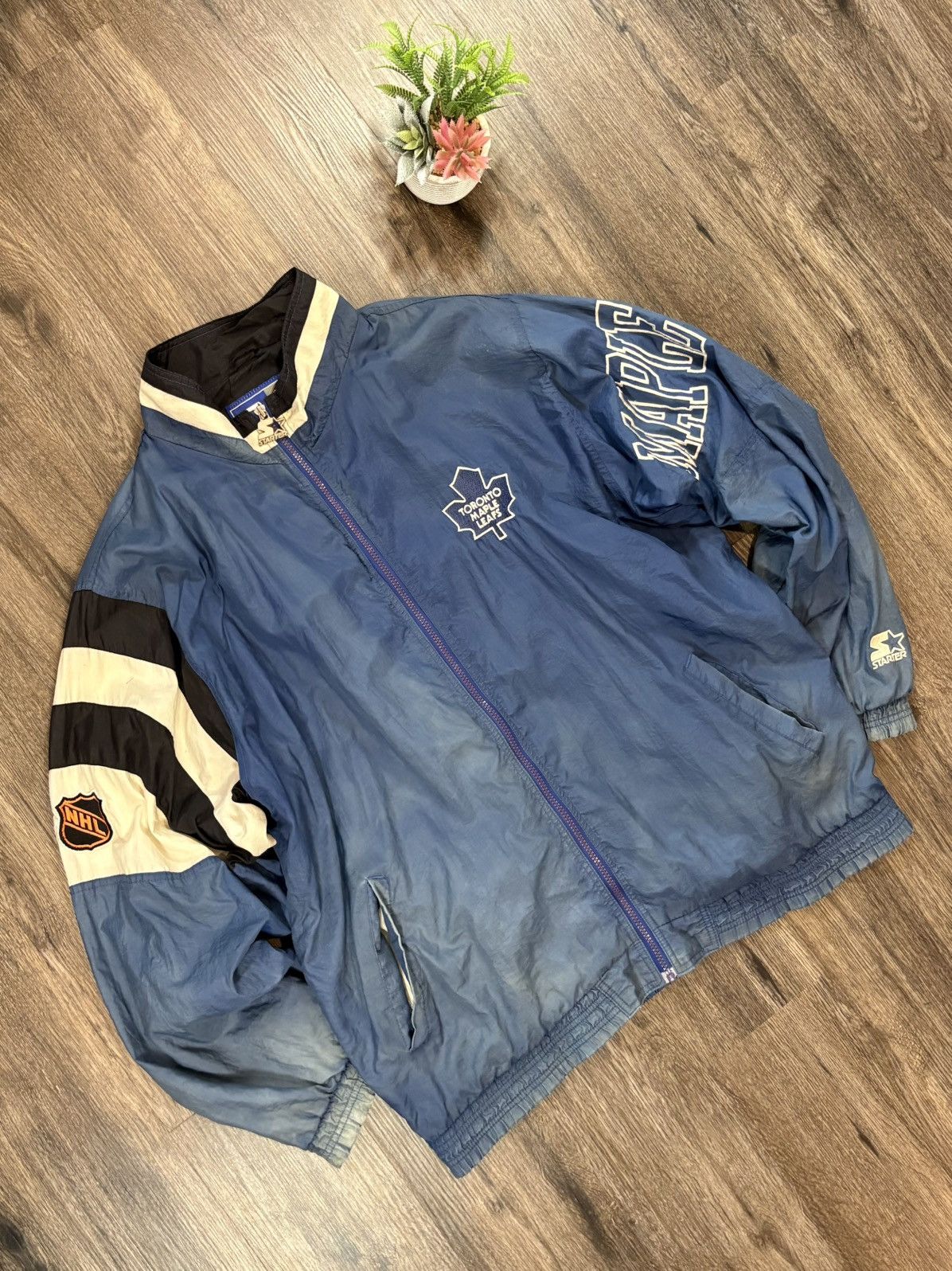 Starter NHL Toronto Maple Leafs 90s Starter Zip Up Windbreaker Size US XL / EU 56 / 4 - 2 Thumbnail