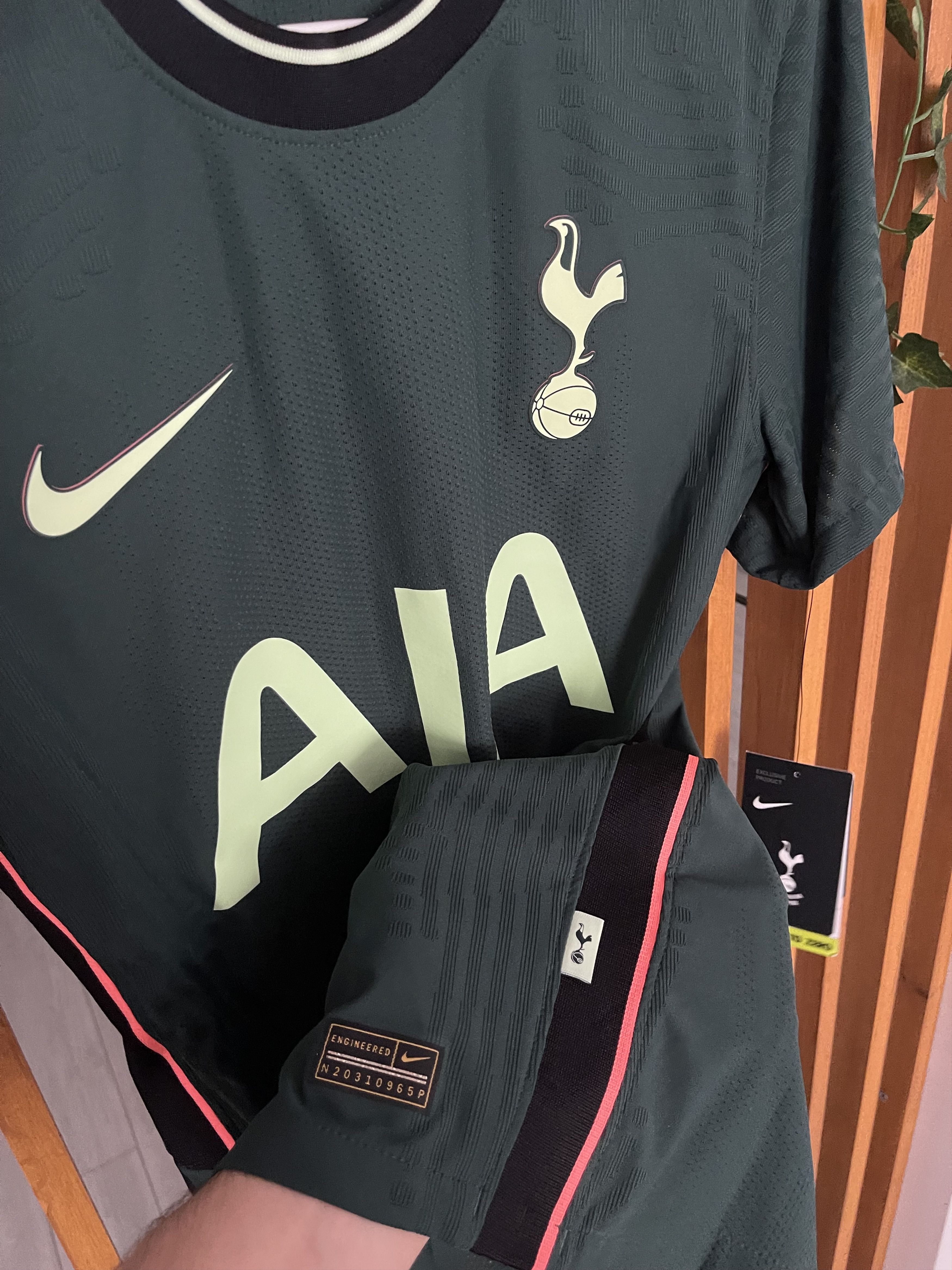 Nike Nike Tottenham Hotspur Authentic Vapor Match Jersey XS BNWT Size US XS / EU 42 / 0 - 4 Thumbnail