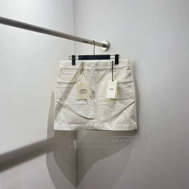 Fendi Fendi A denim half-skirt Size 27" / US 4 / IT 40 - 1 Thumbnail