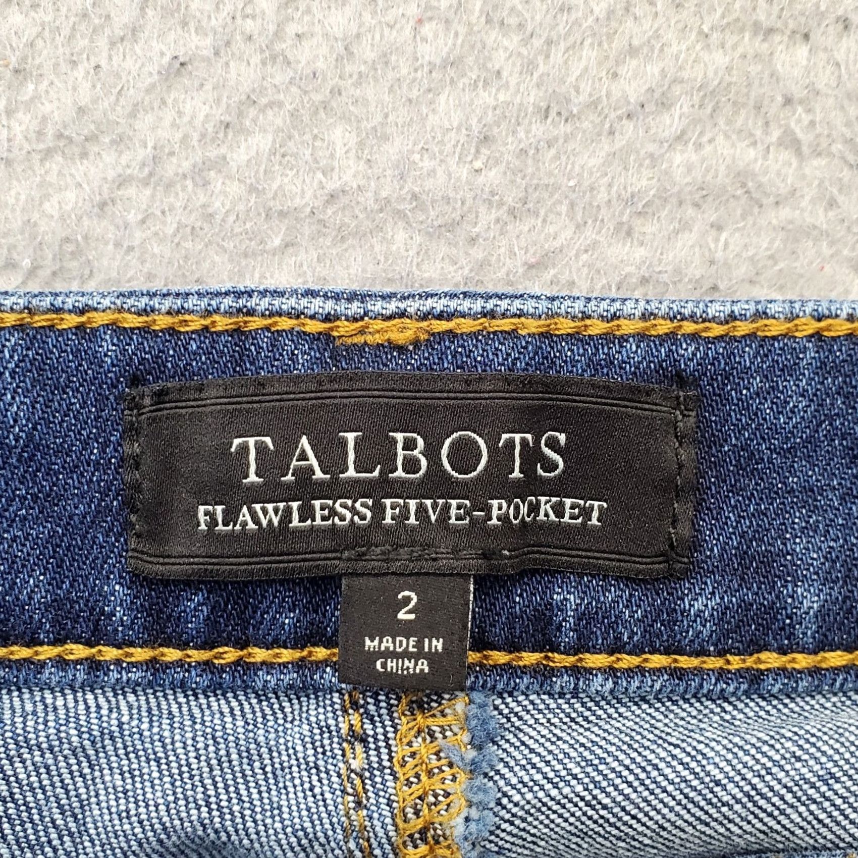 Talbots Talbots Women Jeans Size 2 Blue Denim Stretch Straight 5-Pocket Flawless Whiskered Modern Vintage: No Size 26" / US 2 / IT 38 - 7 Thumbnail