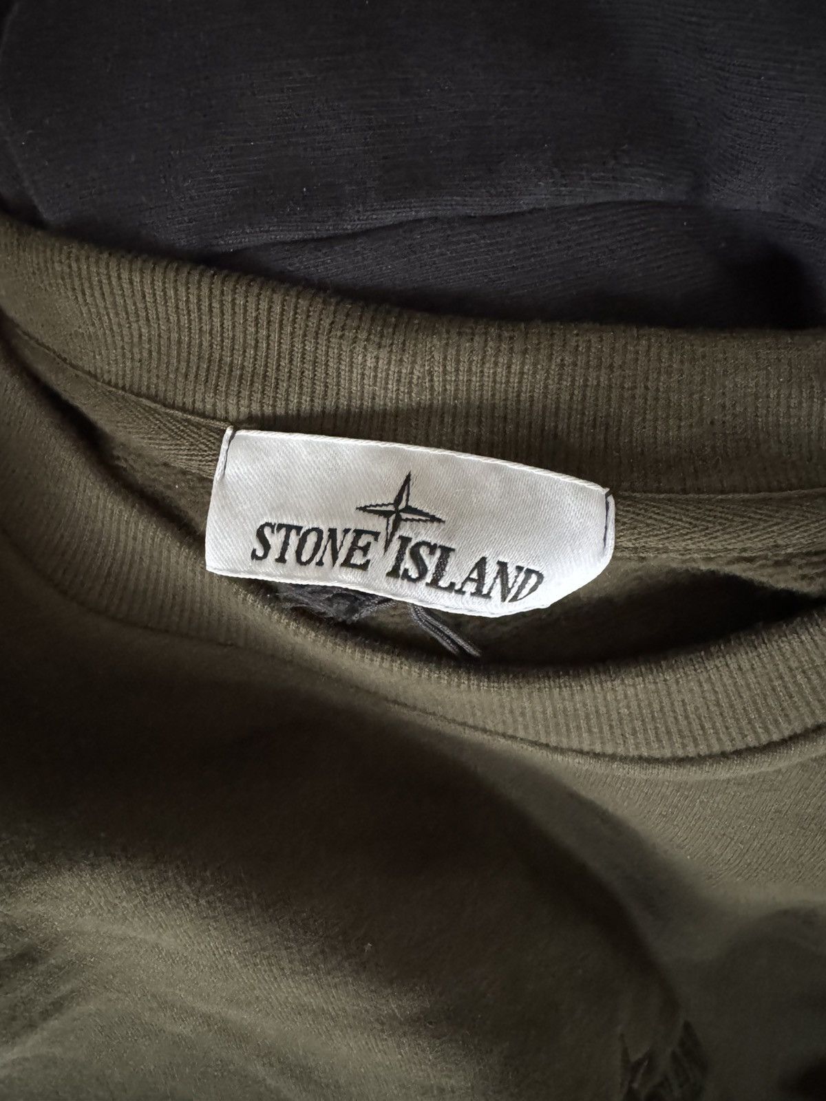 Stone Island Stone Island Embroided Logo Crewneck Size US XL / EU 56 / 4 - 5 Thumbnail