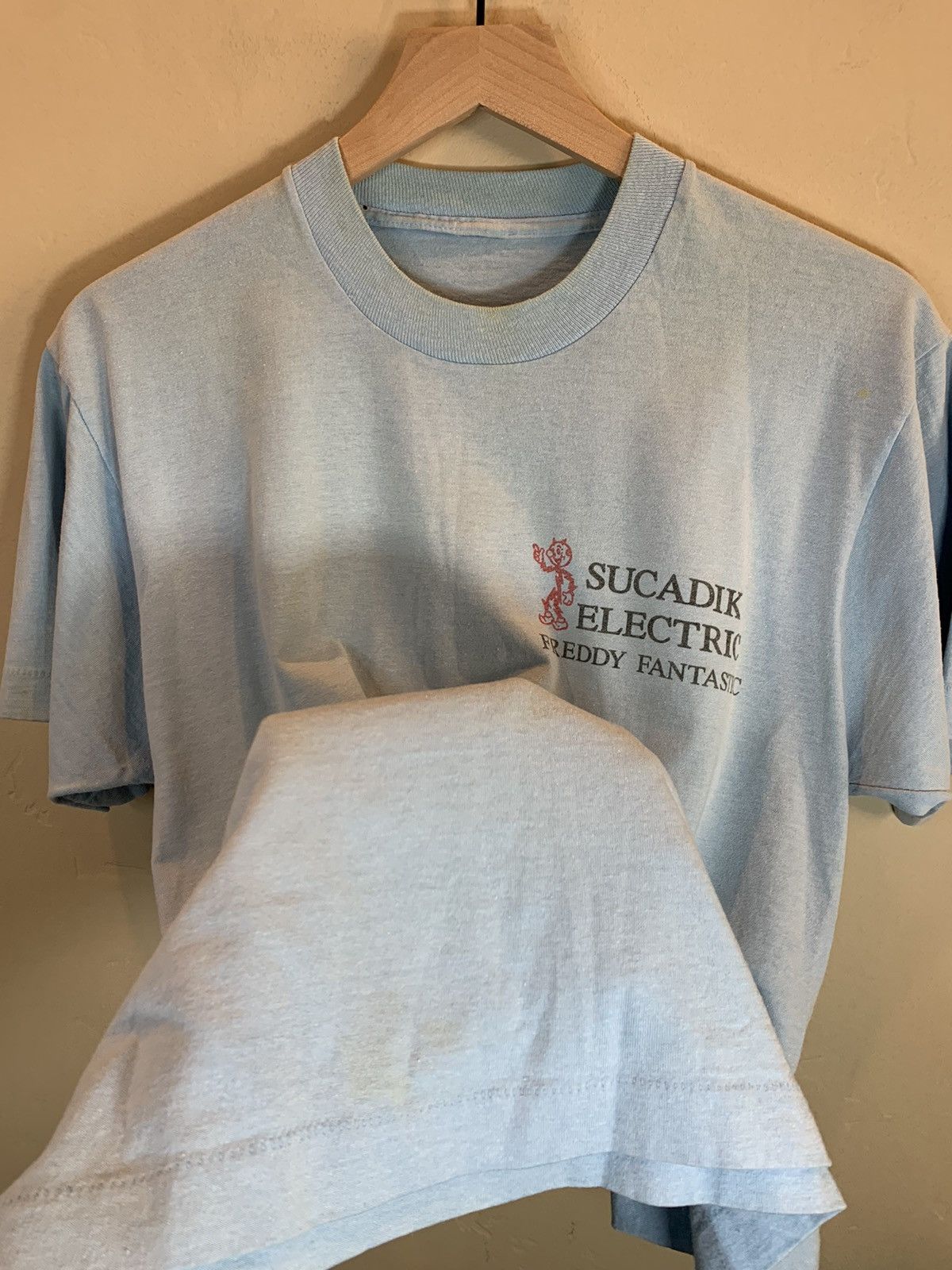 Vintage *RARE* Vintage Sucadik Electric Freddy Fantastic Faded Shirt Size US L / EU 52-54 / 3 - 3 Thumbnail