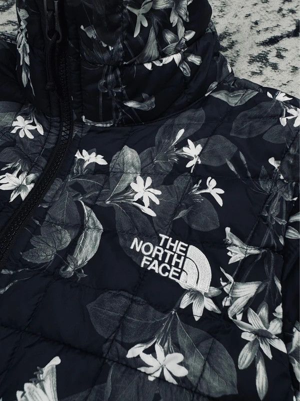 The North Face The North Face Quilted Down Jacket Black White XS Size XS / US 0-2 / IT 36-38 - 4 Thumbnail