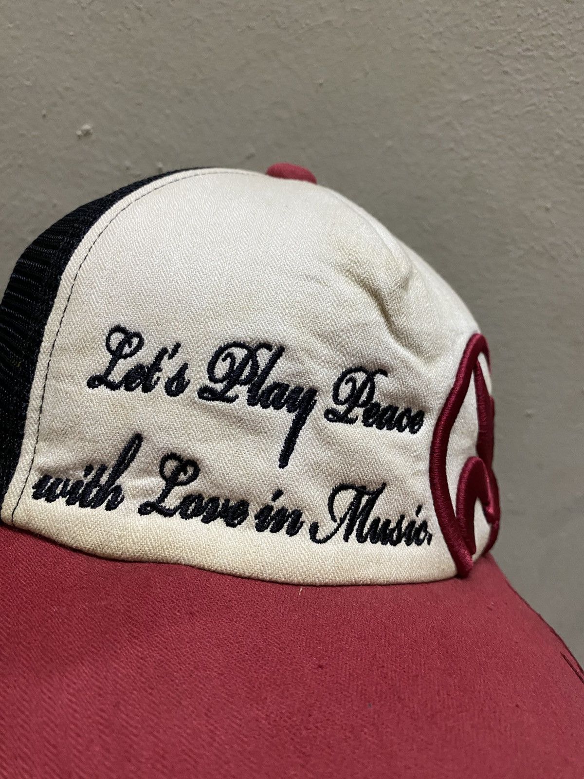 Japanese Brand × KMRii × Le Grande Bleu (L.G.B.) Rare Poem Gothic Trucker Hat Size ONE SIZE - 3 Thumbnail