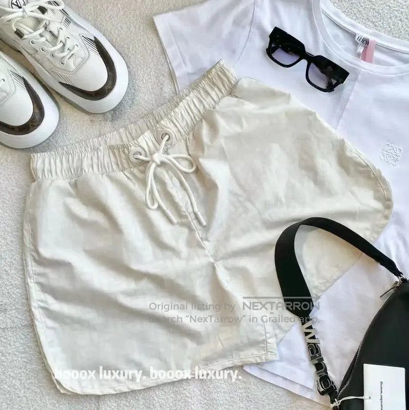 Fendi Fendi Women's Beige Polyester Shorts . Size 23" - 4 Thumbnail