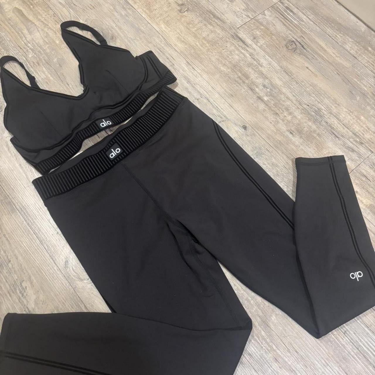 Alo Bralette & legging set