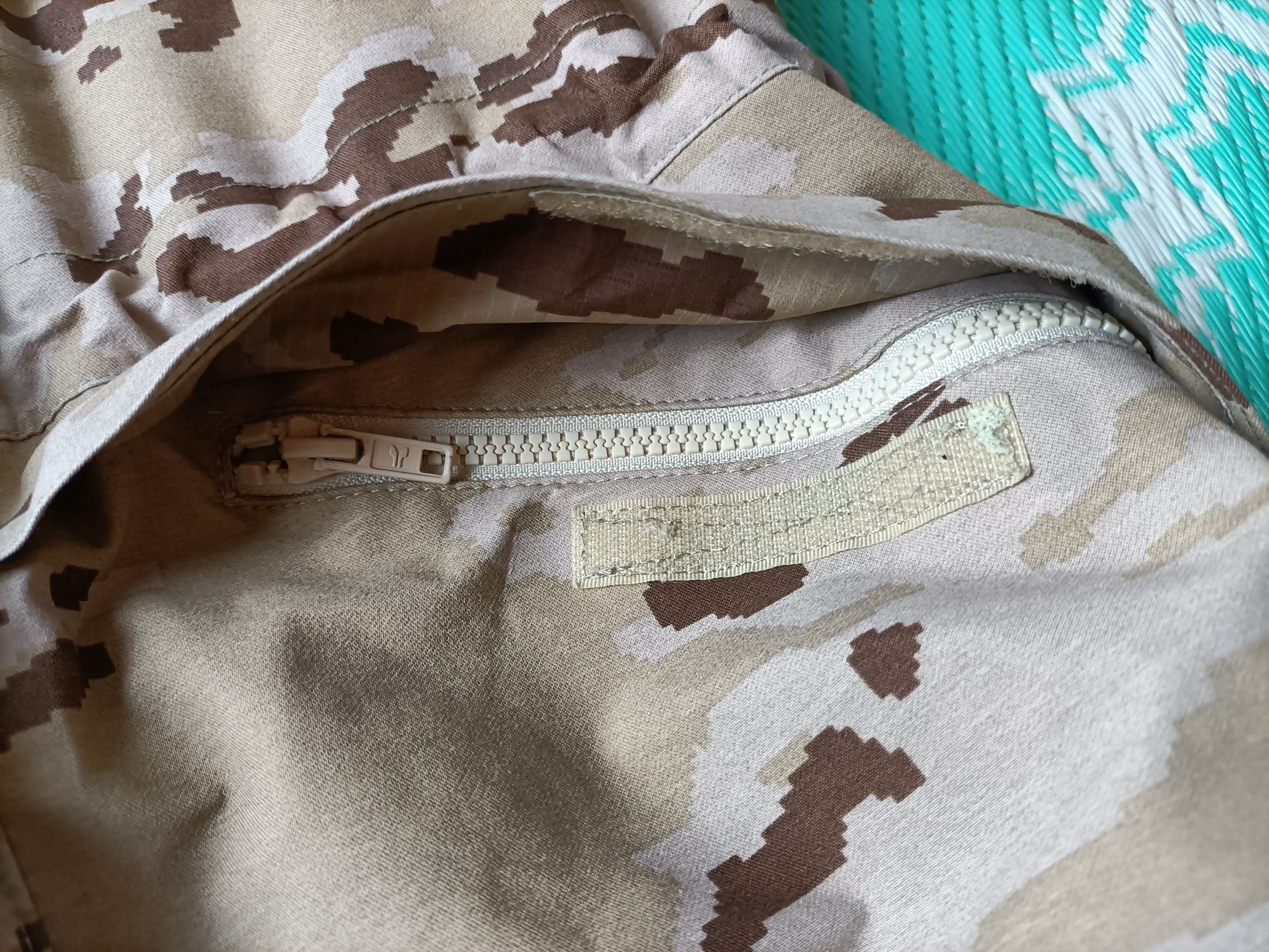 Other Genuine Spanish Army Grassi Parka GORE-TEX Size US L / EU 52-54 / 3 - 8 Thumbnail