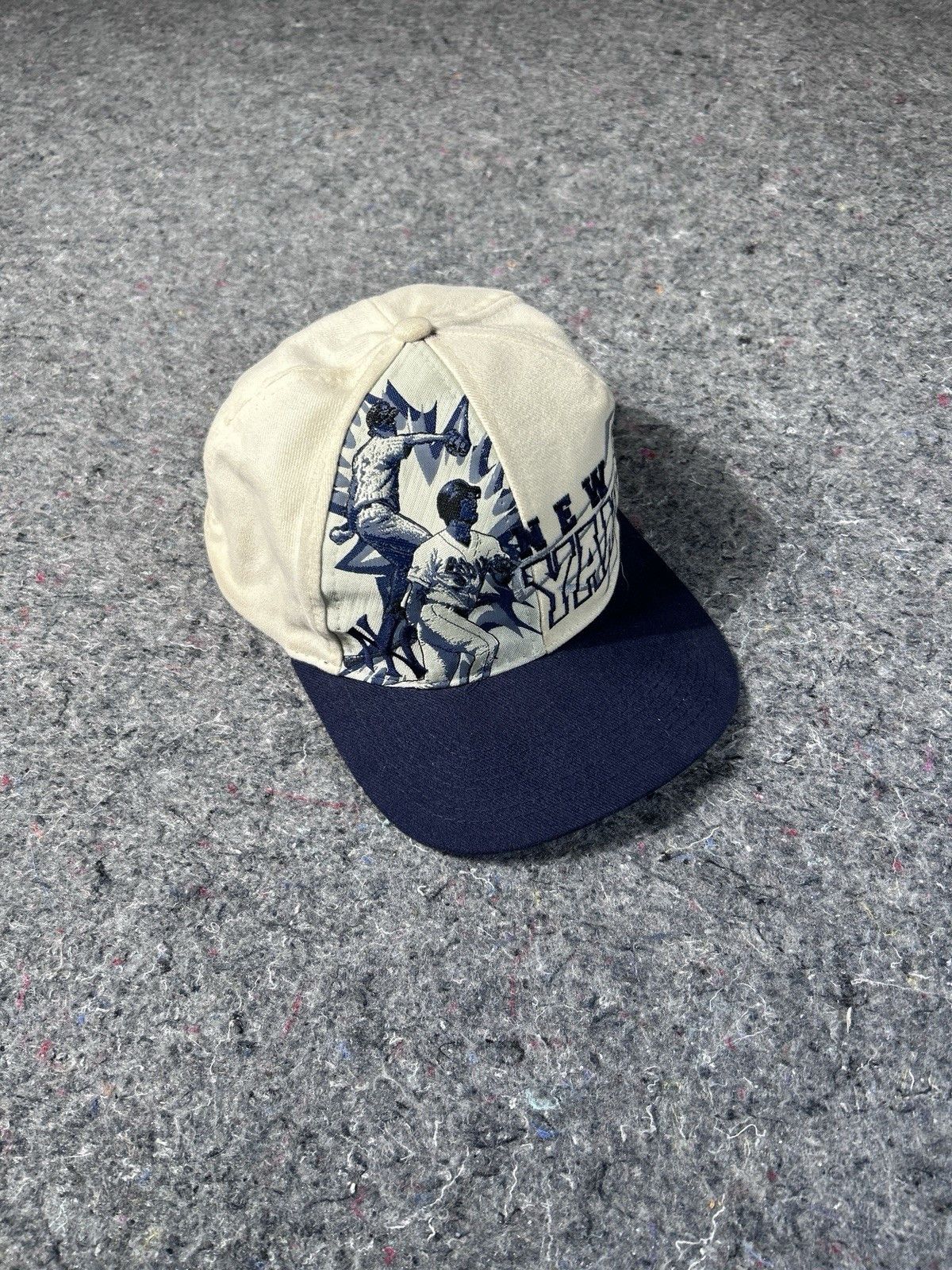 Mondaysuck × New York Yankees Mondaysuck x NY Chainstitch Snapback 