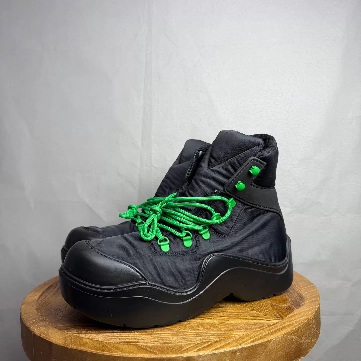 Bottega Veneta BV Black & Green Hiking Boots 42 98 New Worn Few Times Size US 9 / EU 42 - 1 Thumbnail