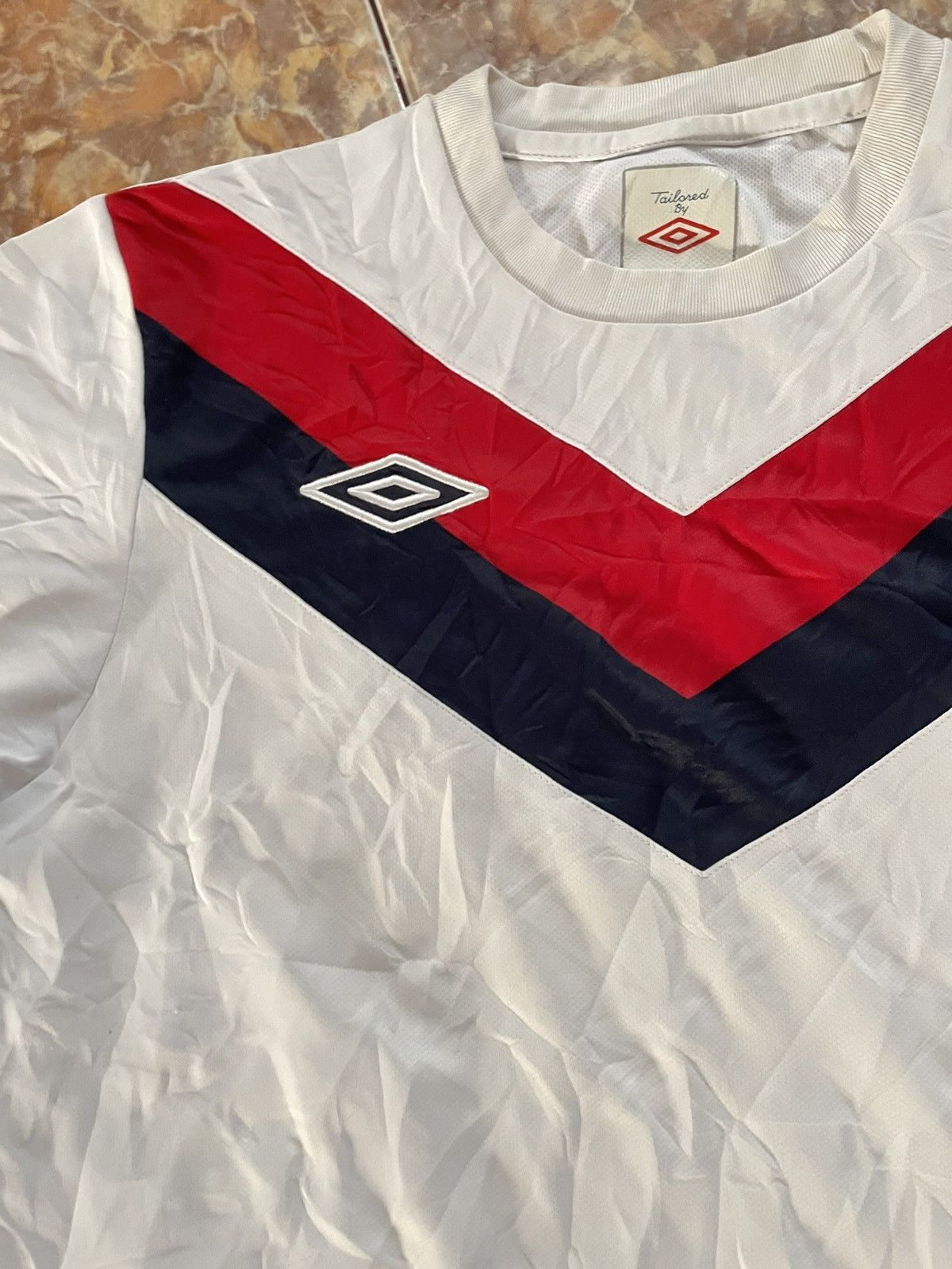 Umbro Umbro Chevron Jersey Sportwear Size US L / EU 52-54 / 3 - 10 Thumbnail