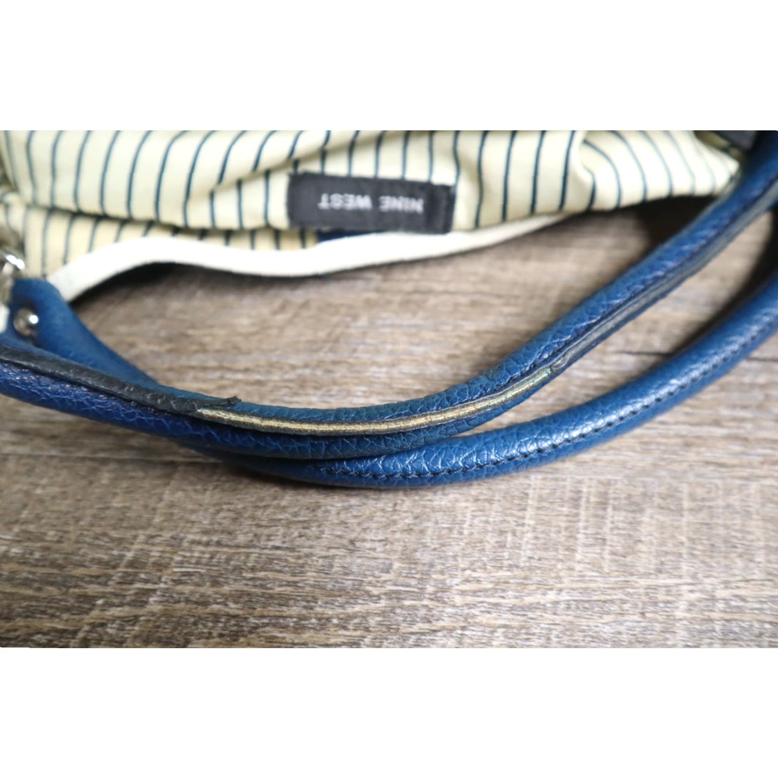 Nine West NINE WEST Blue Messenger Handbag Shoulder Bag Womens Purse Vintage Pebbled Solid Faux Leather Small Bag Size ONE SIZE - 8 Thumbnail