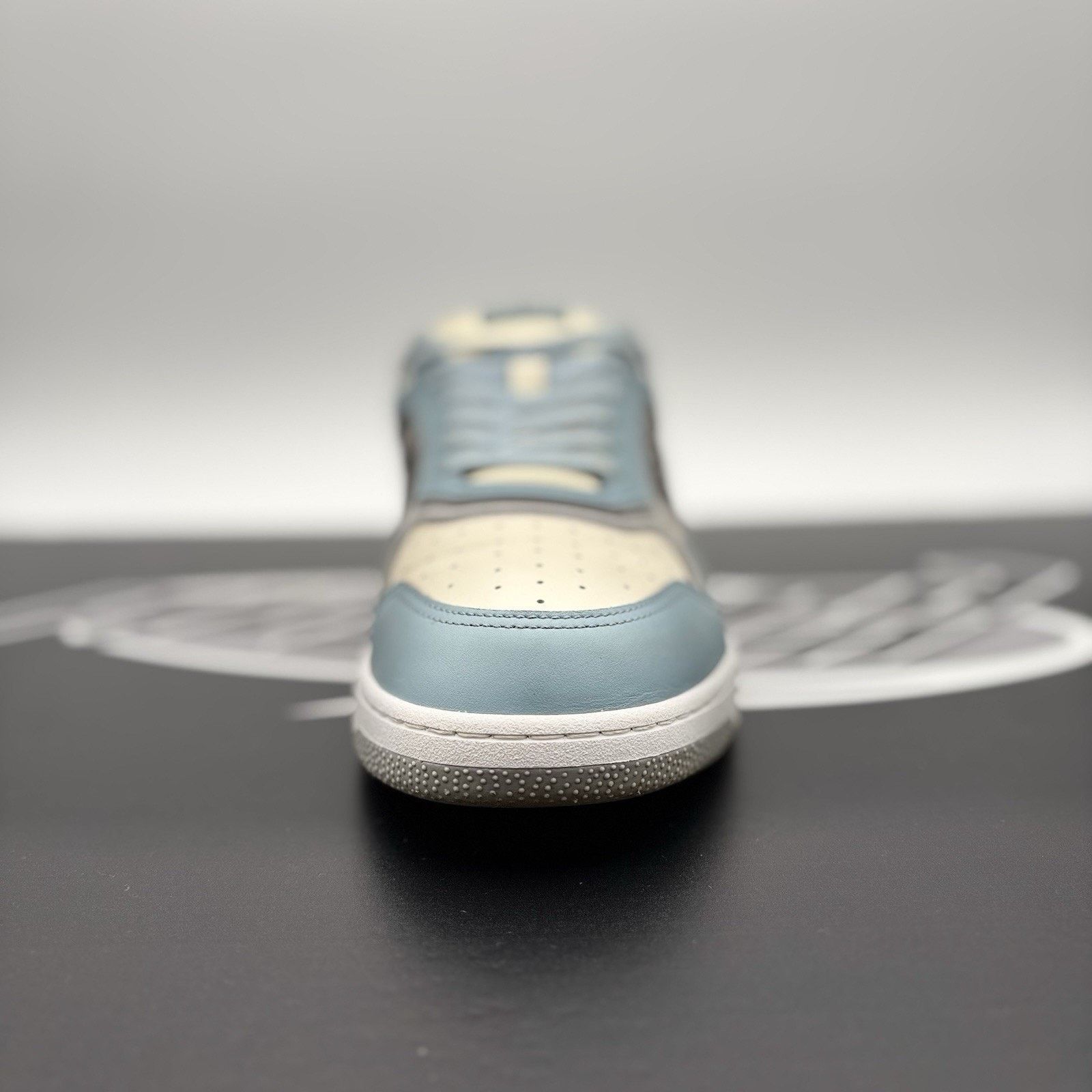 Dior Dior B27 Low Dior ' Light Blue ' | GOOD CONDITION! Size US 10 / EU 43 - 15 Thumbnail