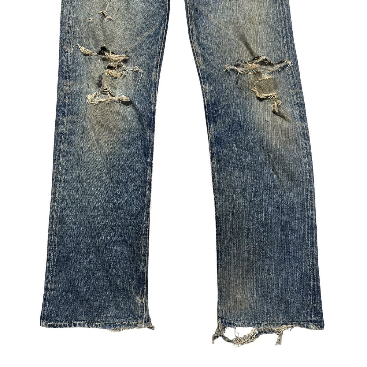 The Real McCoy's Vintage Real McCoys Ultimate Seeker Distessed Denim Jeans Size US 30 / EU 46 - 9 Thumbnail