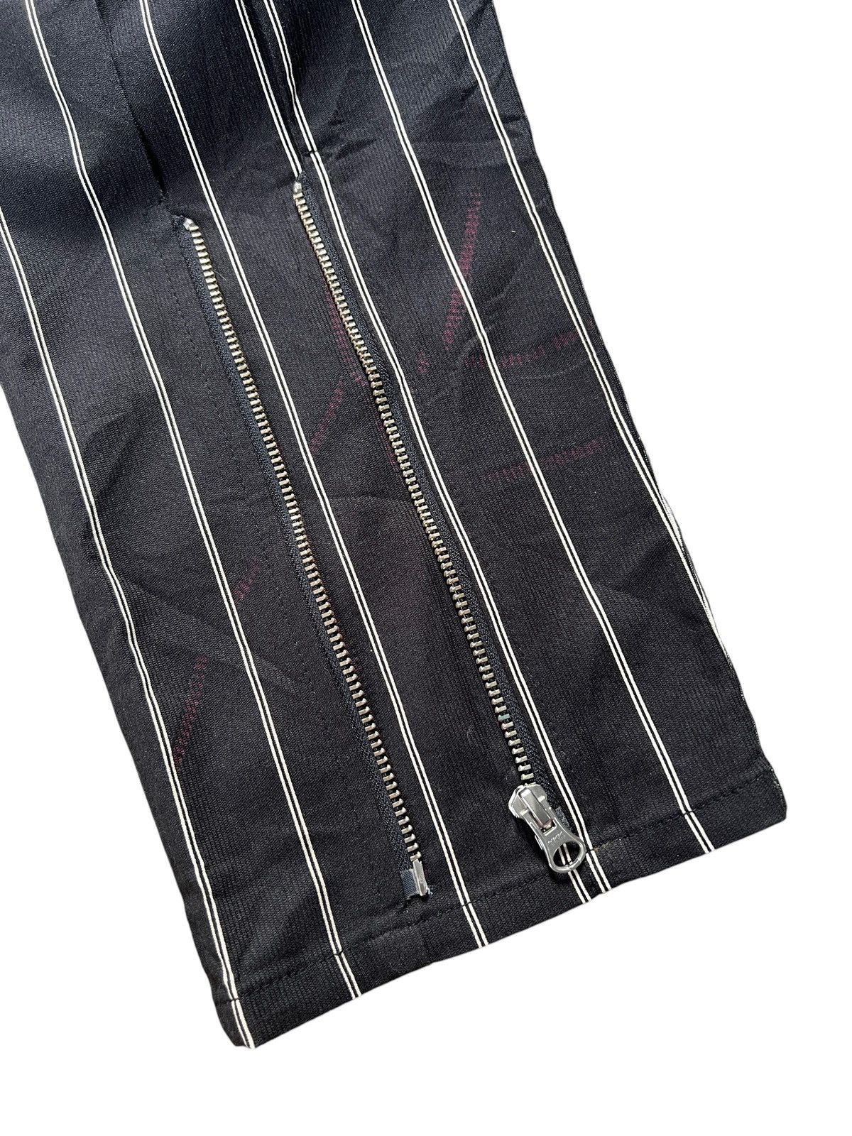 20471120 MILK 🇯🇵 Stripes Zipper Bondage Cropped Pants Size US 30 / EU 46 - 8 Thumbnail
