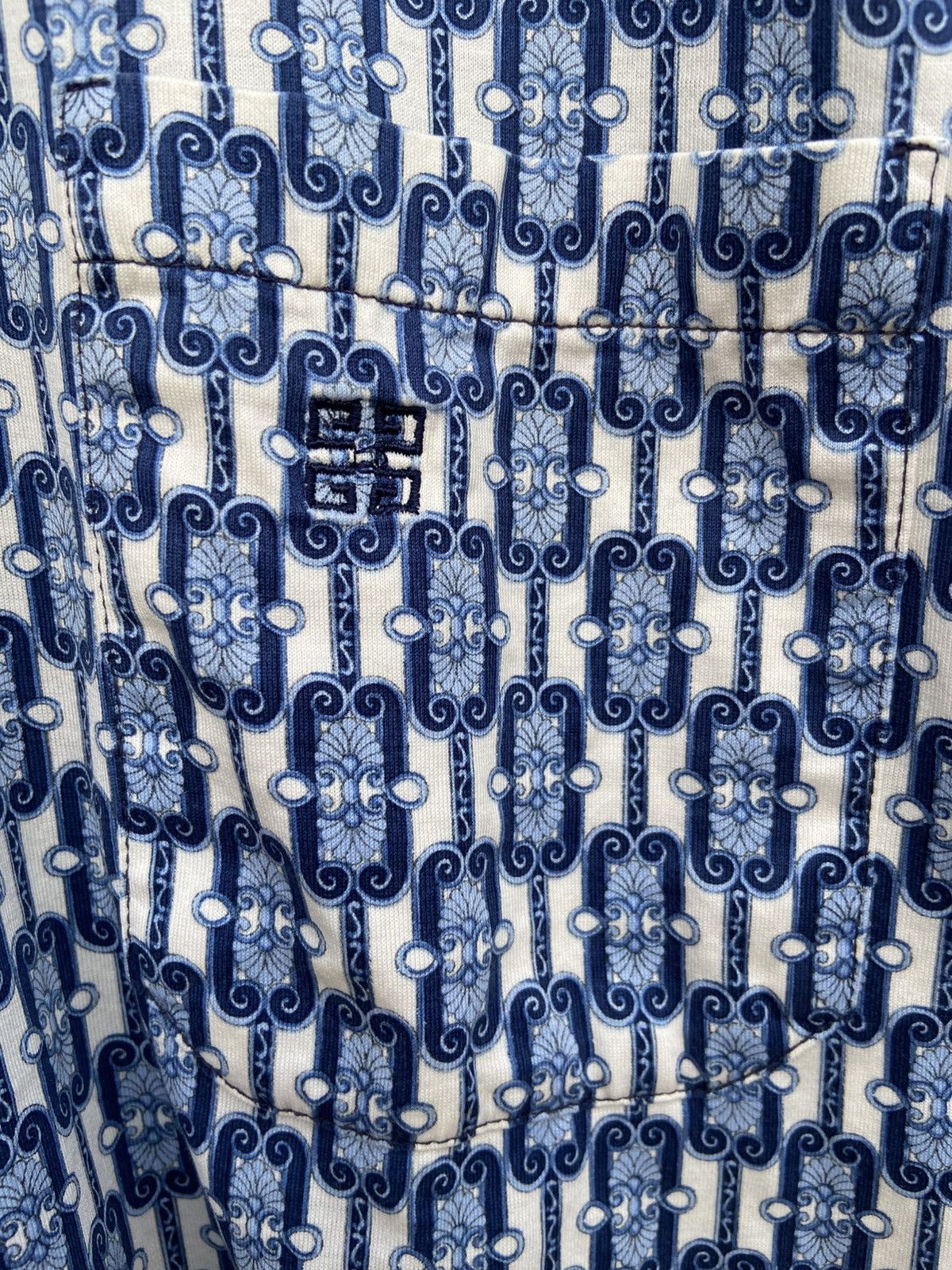 Givenchy 🔥 Vintage 90s Vintage Givenchy monogram polo long sleeve Size US M / EU 48-50 / 2 - 5 Thumbnail